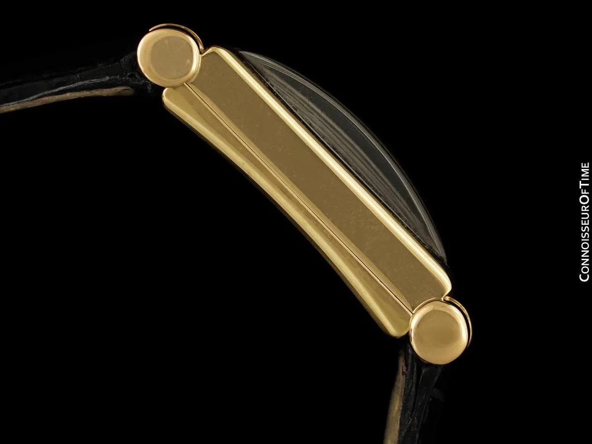1946 Vacheron & Constantin Mens Vintage Rectangular Watch with Hooded Lugs - 14K Gold