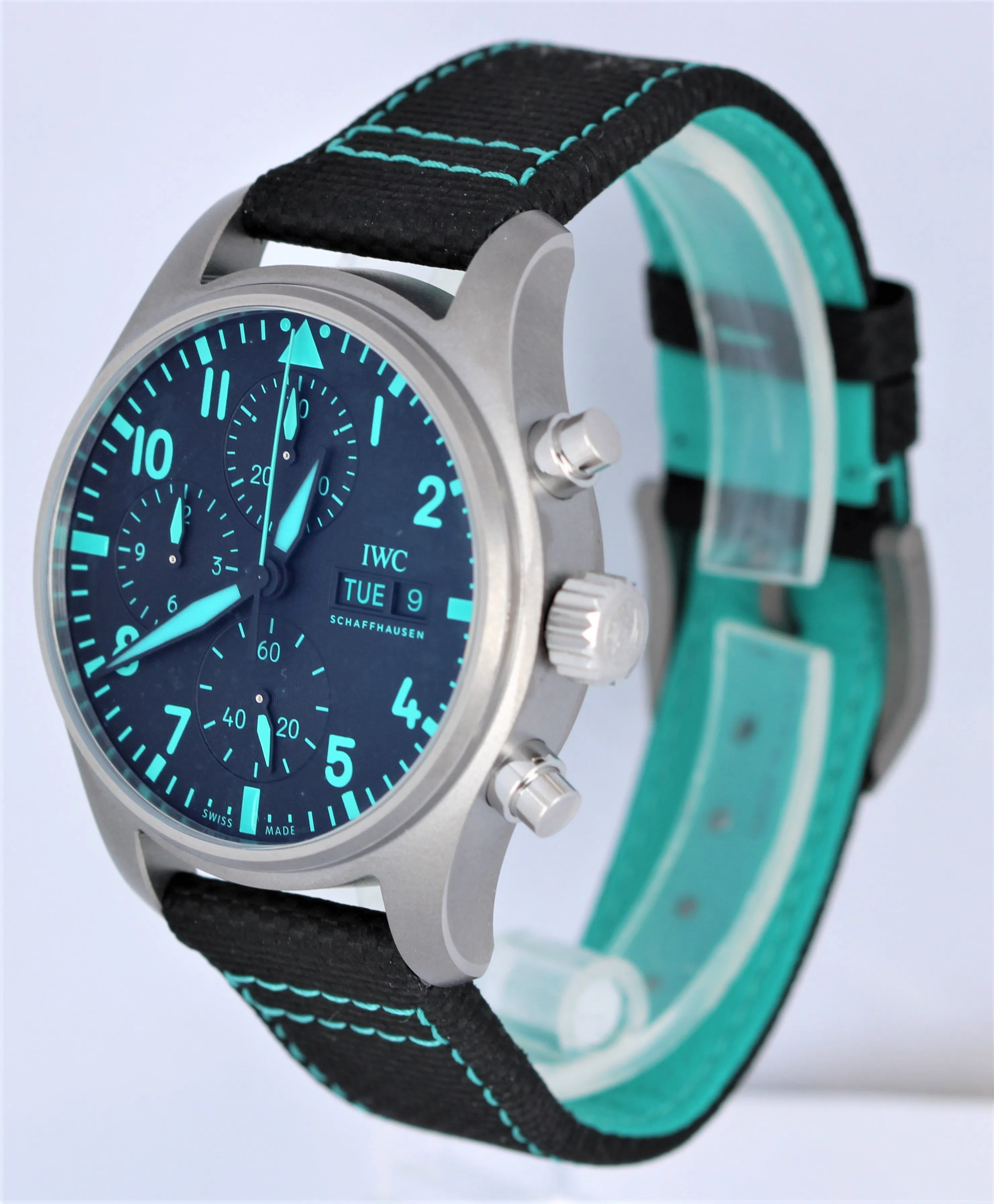 2022 IWC Pilot Chronograph AMG MERCEDES Petronas IW388108 41mm Titanium B P