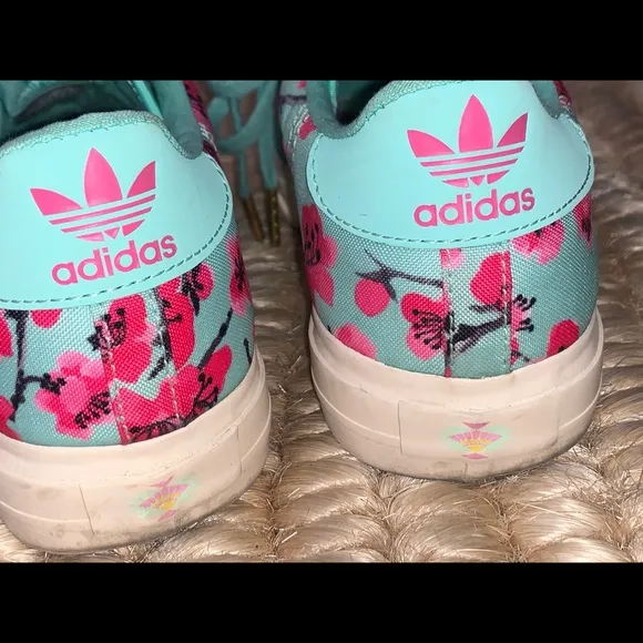 Adidas print turquoise leather fashion sneaker 5
