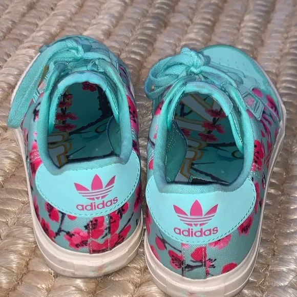 Adidas print turquoise leather fashion sneaker 5