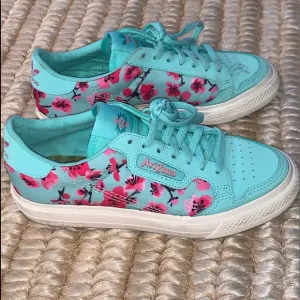 Adidas print turquoise leather fashion sneaker 5