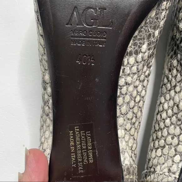 AGL Oliver Snake Embossed Leather Pumps 40.5