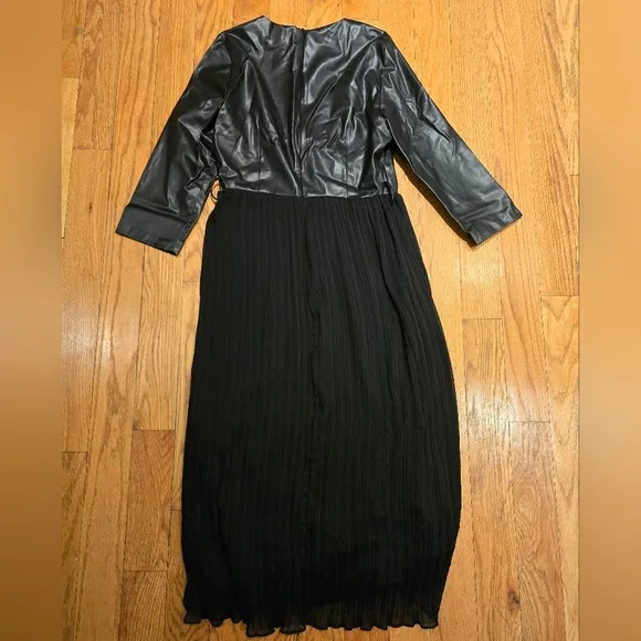 BNWT Zara Midi Dress