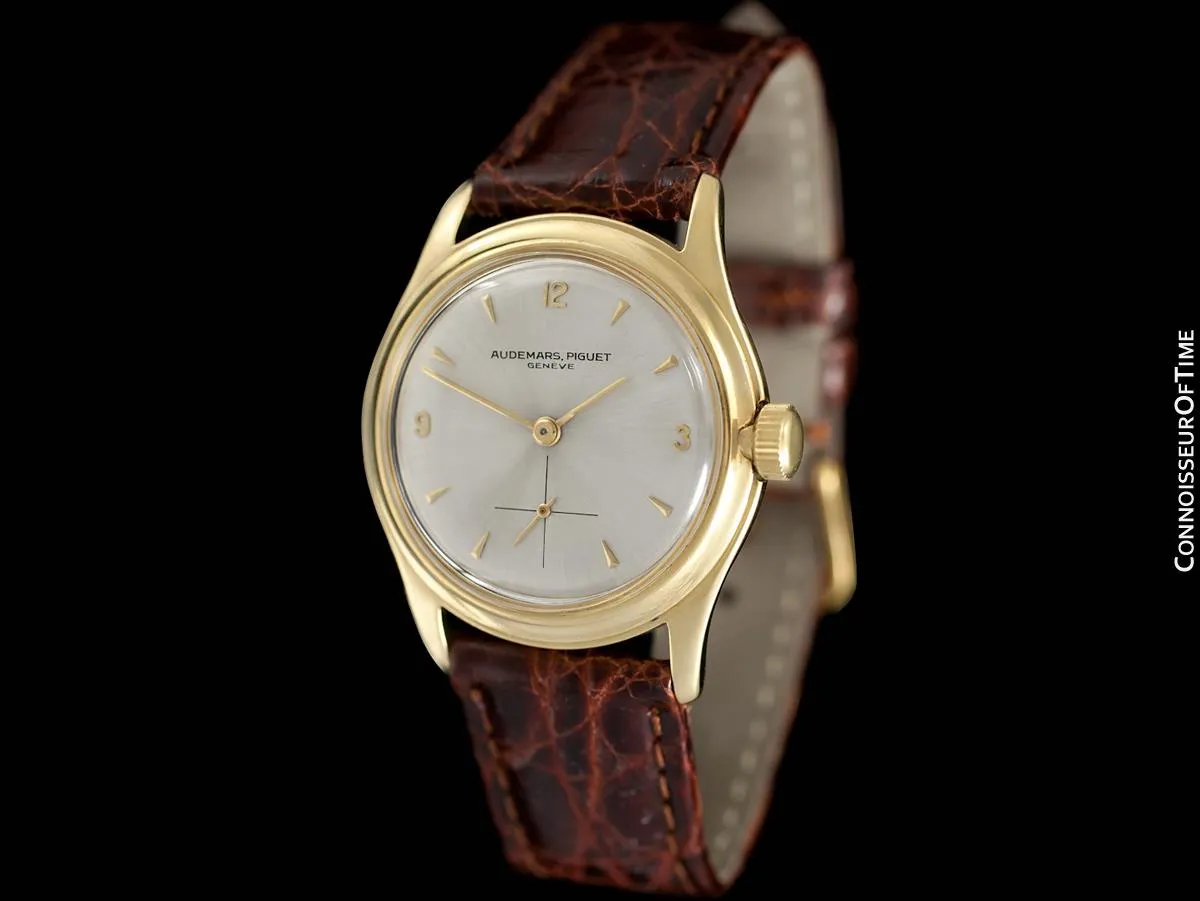 c. 1950 Audemars Piguet Calatrava Vintage Mens Antimagnetic Waterproof Style Dress Watch - 18K Gold
