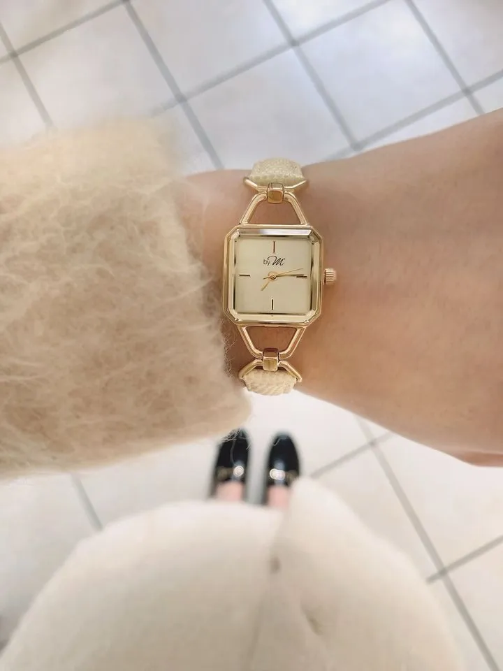 Carré GD Pari - Gold Case/Dial, Beige Leather Strap