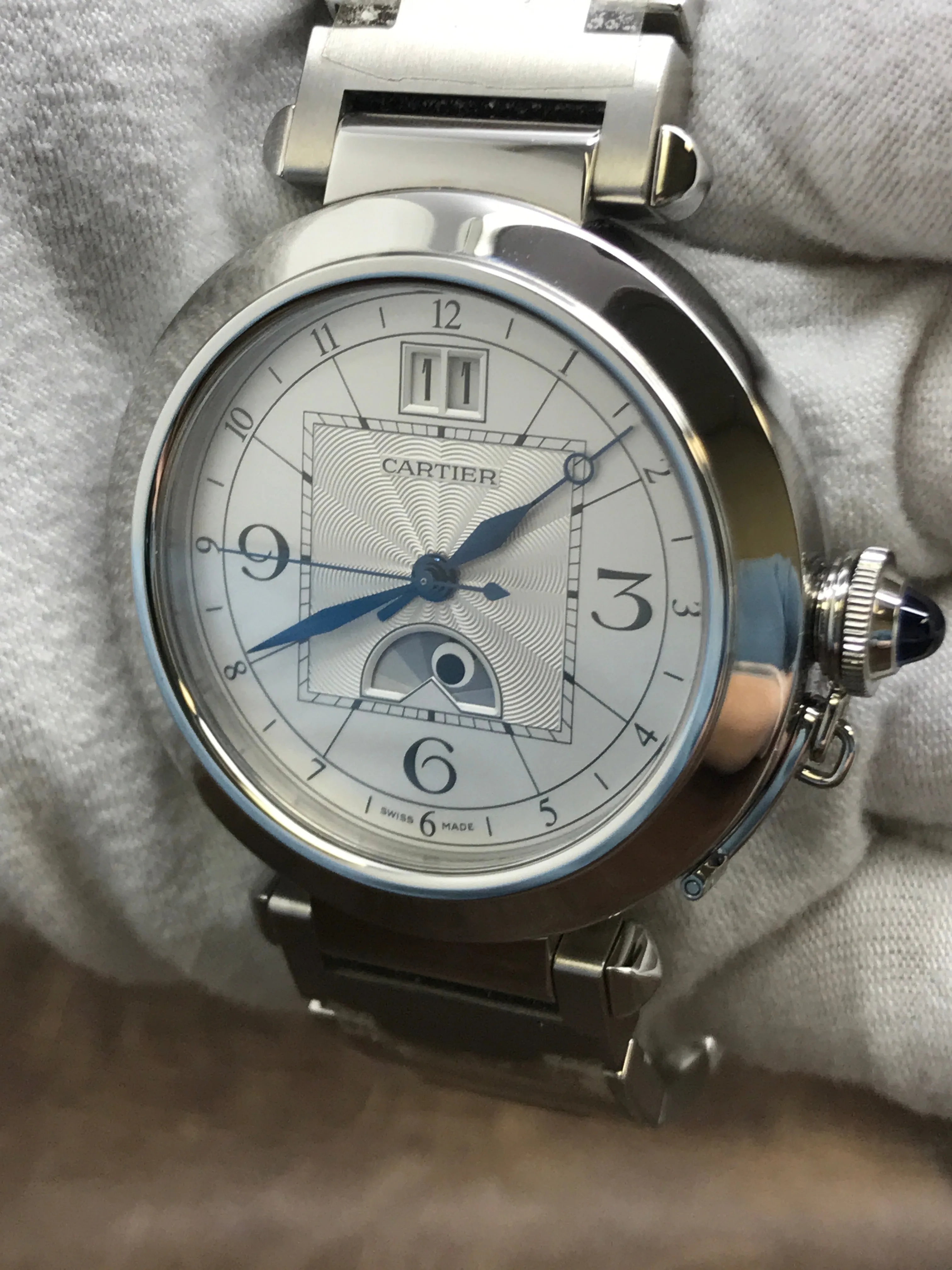 Cartier Pasha Big Date Moonphase GMT 2938 / W31093M7 Silver Opaline with guilloche inner square Dial Automatc Men's Watch