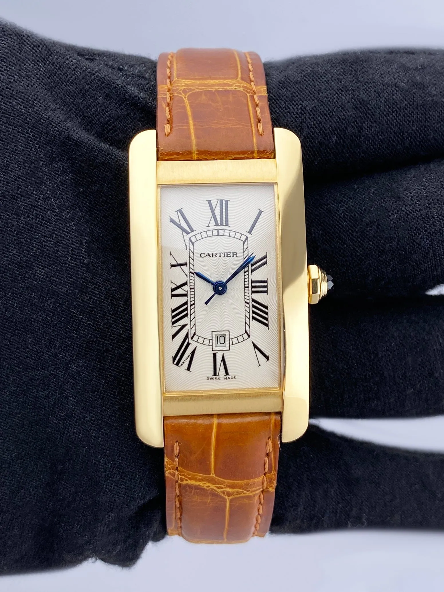 Cartier Tank Americaine W2603556 18K Yellow Gold Ladies Watch
