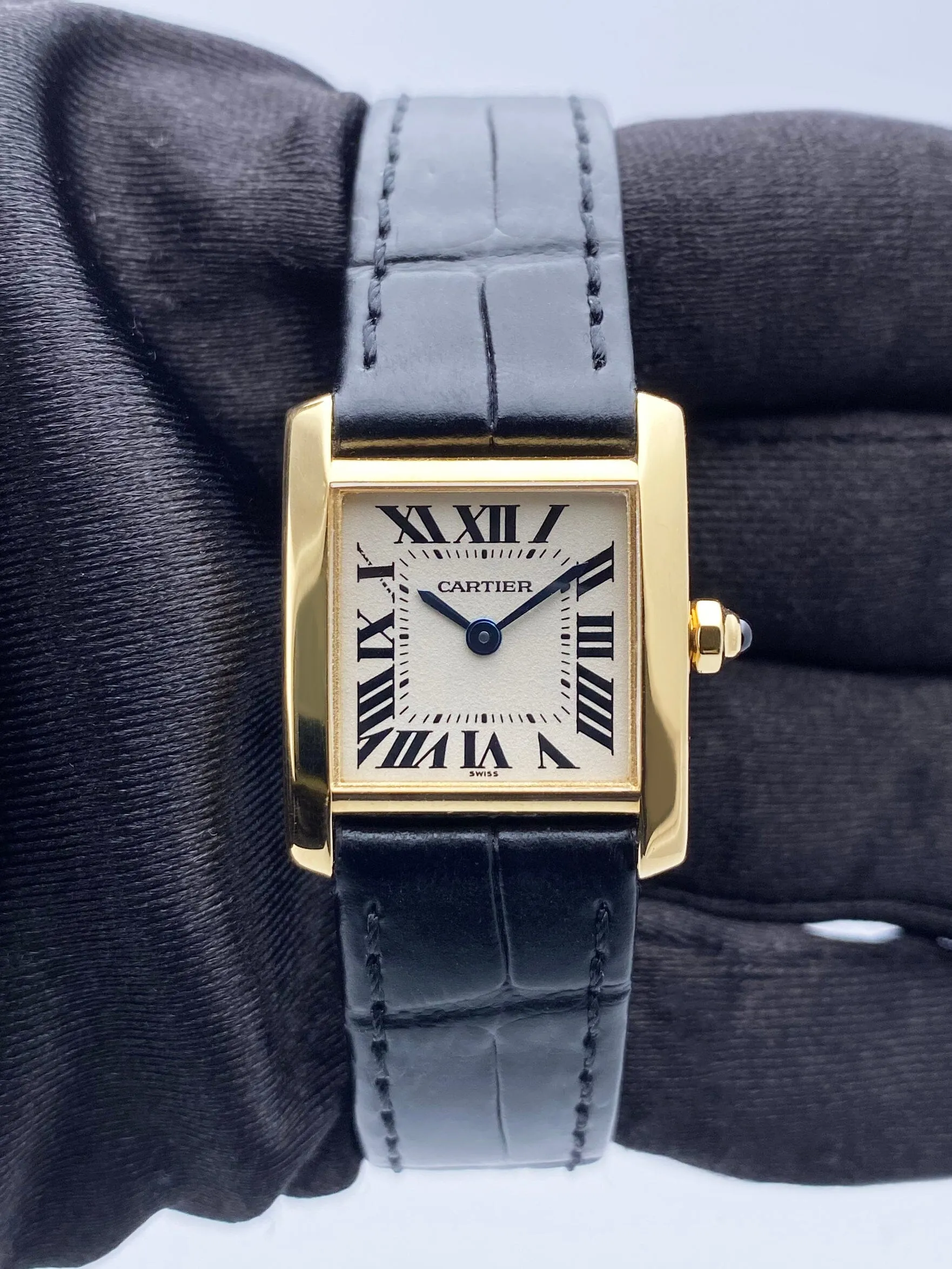 Cartier Tank Francaise 1820 18K Yellow Gold Ladies Watch