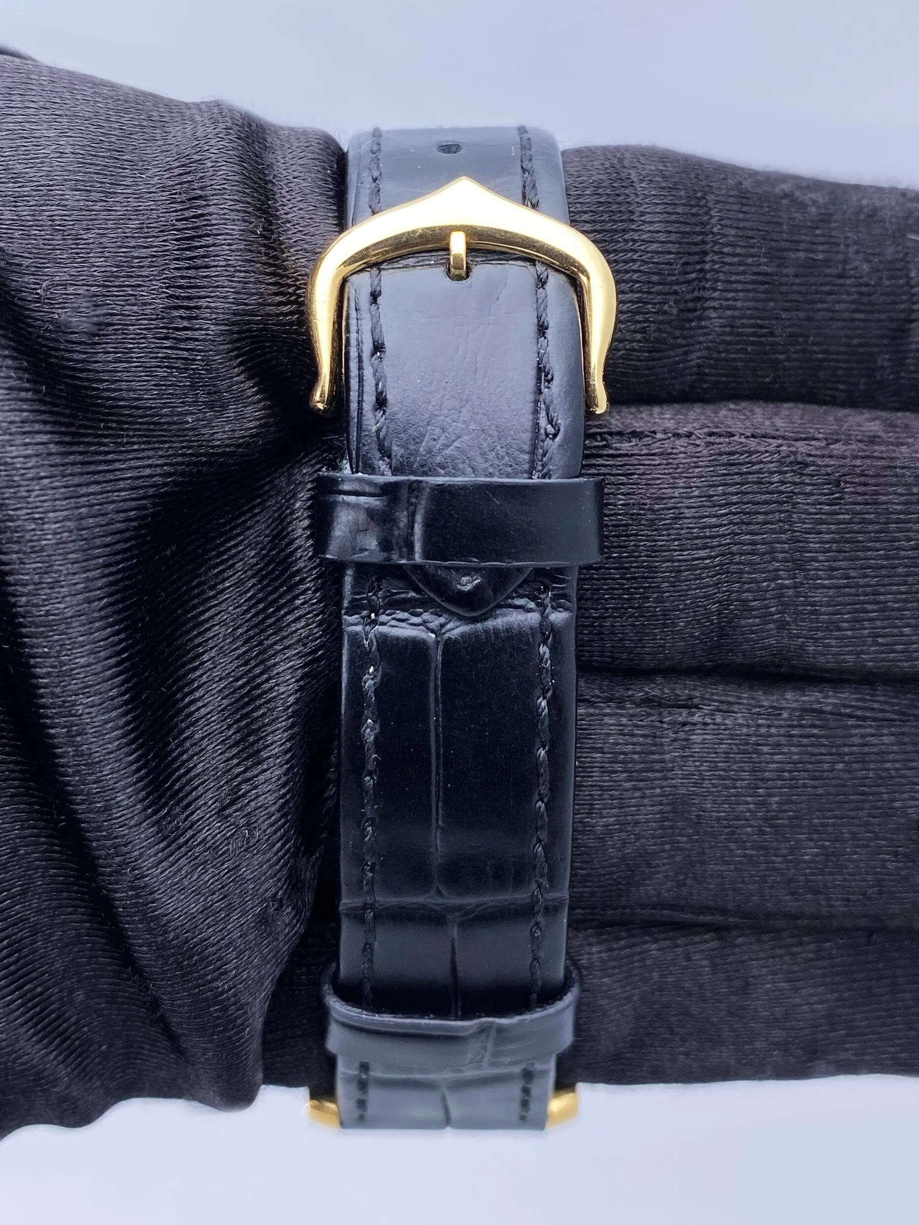 Cartier Tank Francaise 1820 18K Yellow Gold Ladies Watch