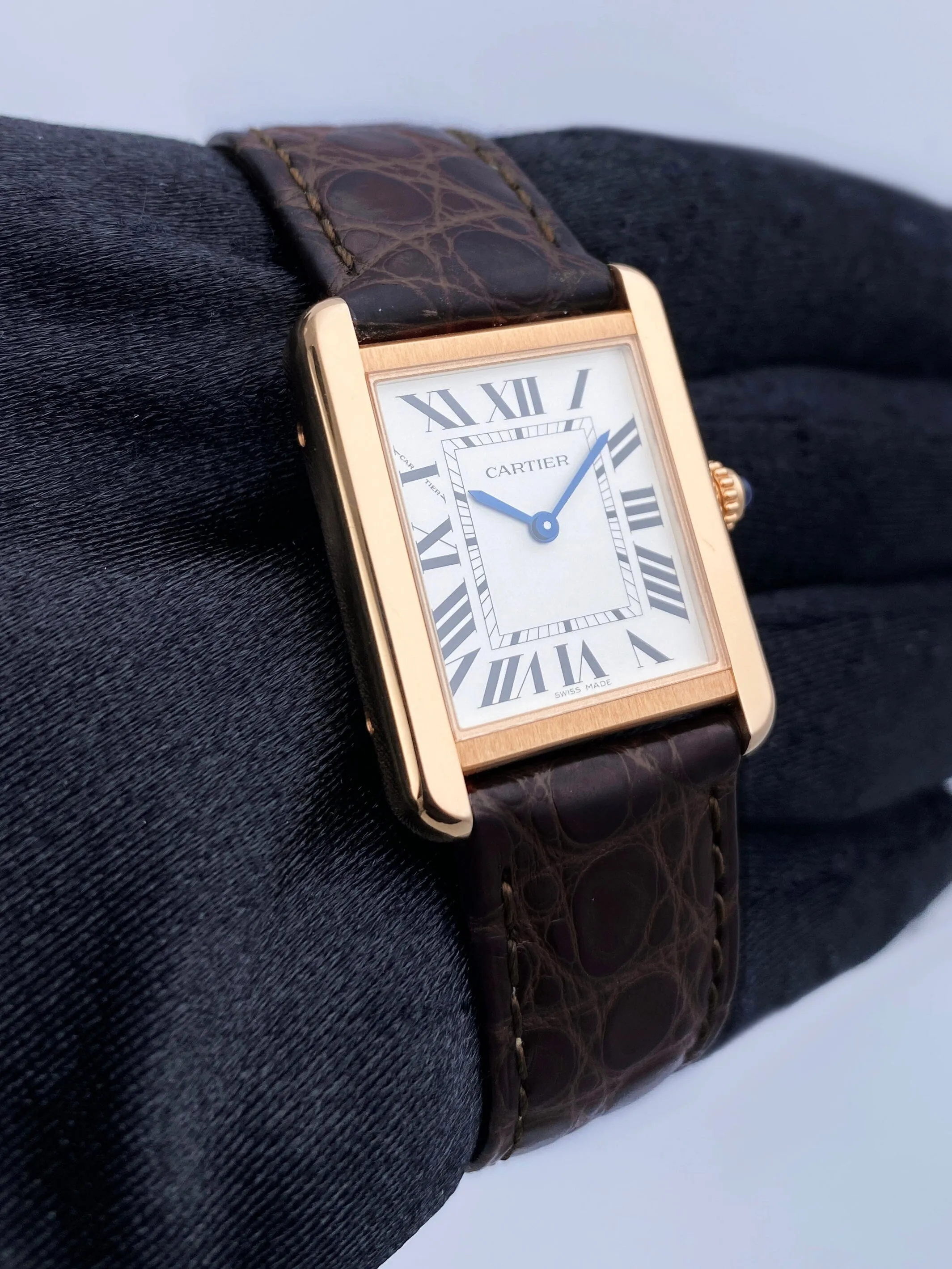 Cartier Tank Solo W5200024 18K Rose Gold Ladies Watch