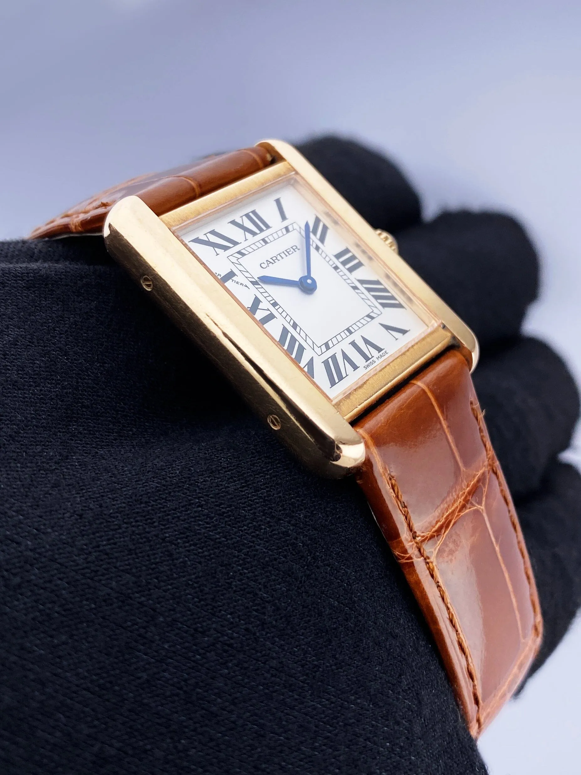 Cartier Tank Solo W5200024 18K Rose Gold Ladies Watch