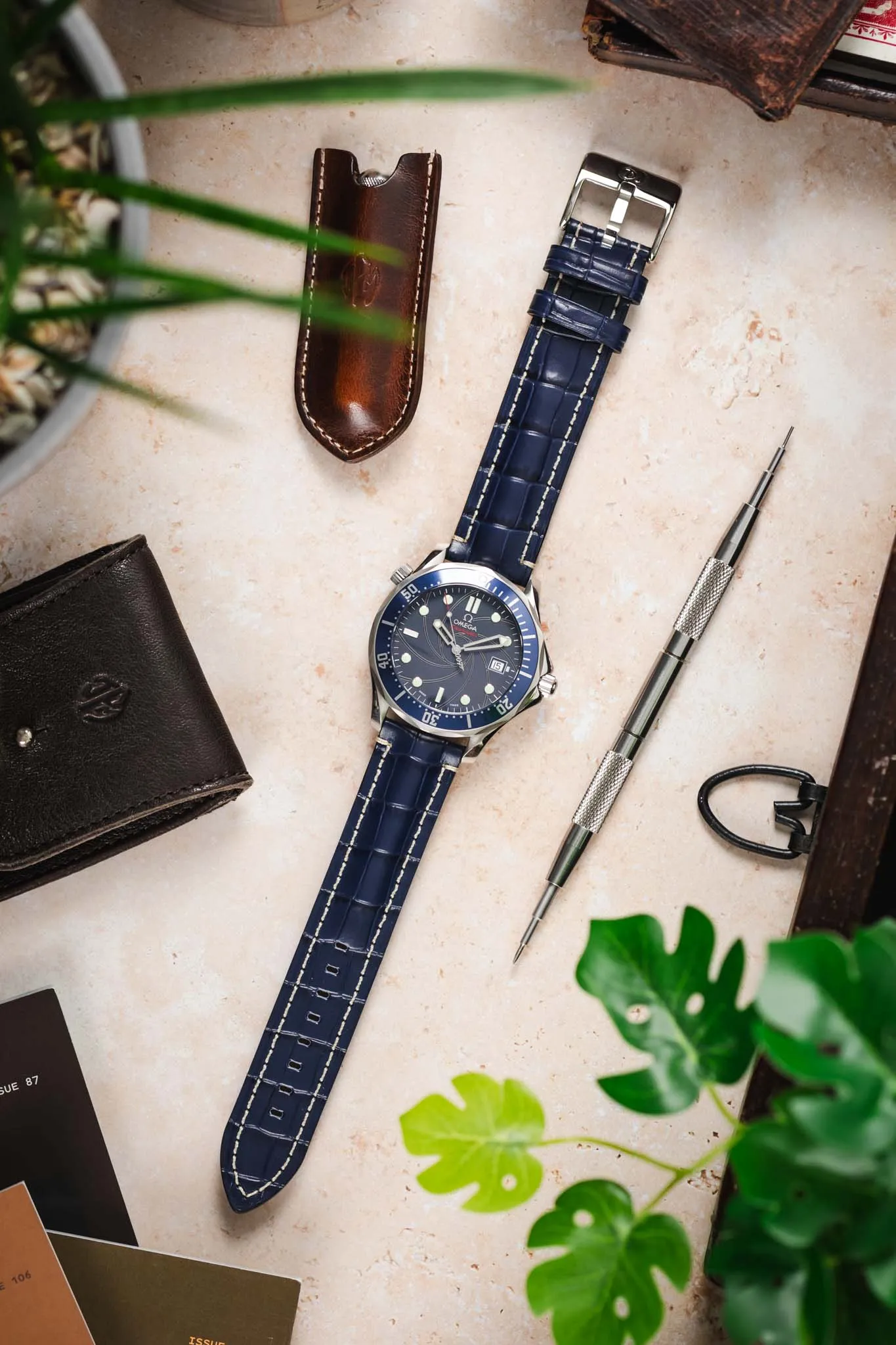 Di-Modell BALI CHRONO Alligator-Embossed Padded Watch Strap in BLUE