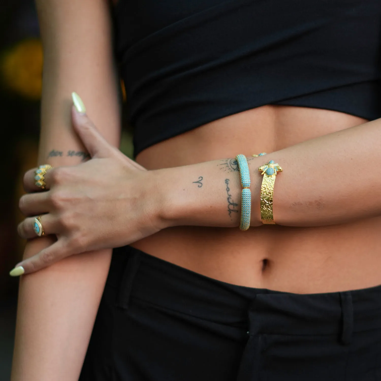 Elegant Turquoise & Gold Fashion Design Bangle Bracelet