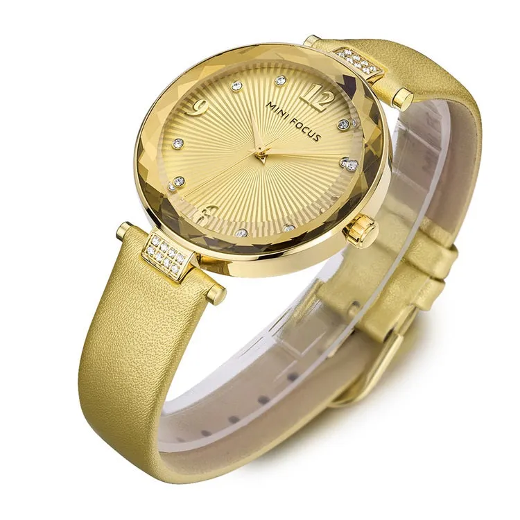Fashion Diamond Cut Leather Watch