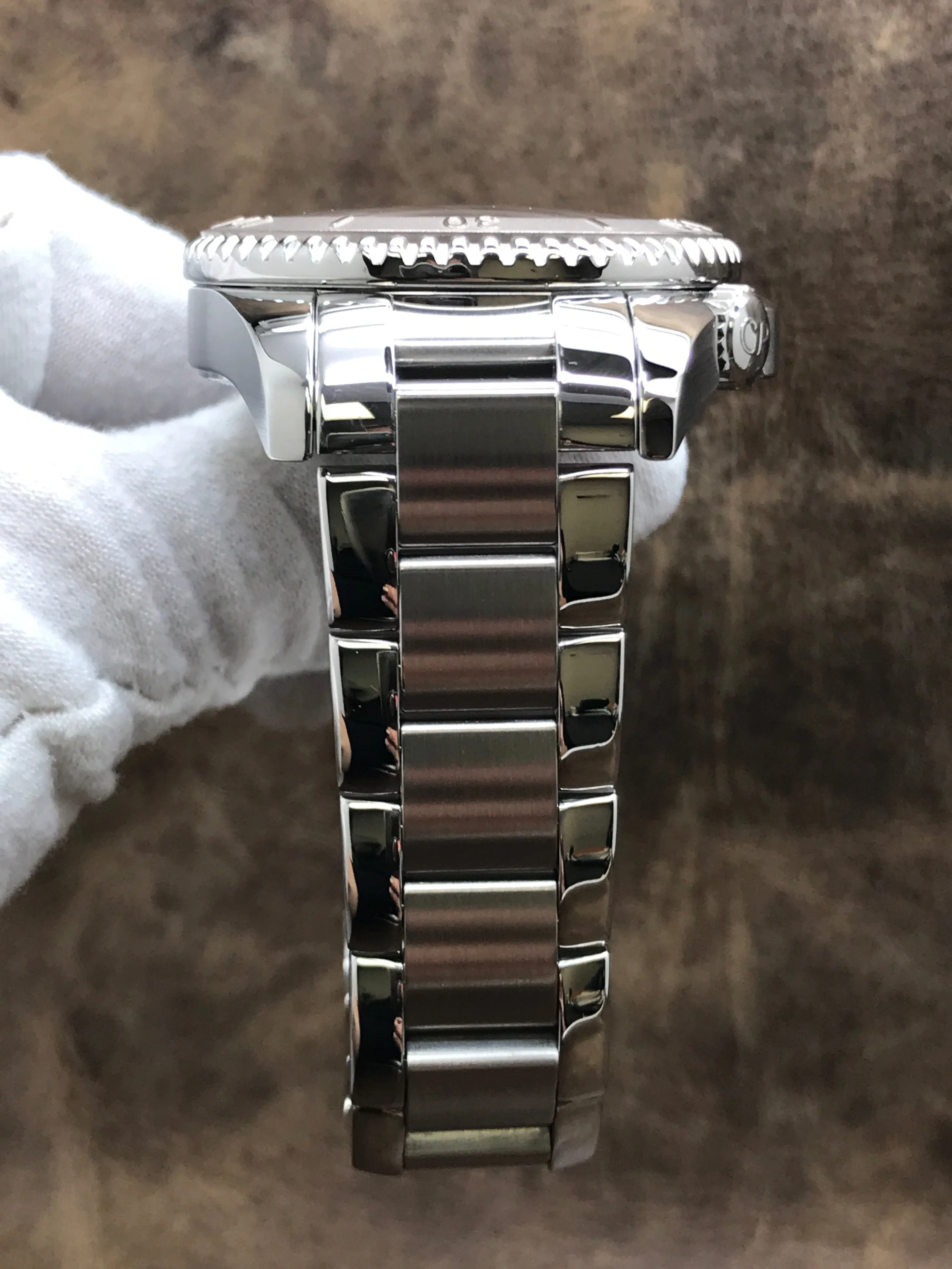 Girard Perregaux Sea Hawk II John Harrison Limited Edition 4991 White Dial Automatic Men's Watch