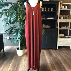 GRACE SOLID MAXI DRESS RUST