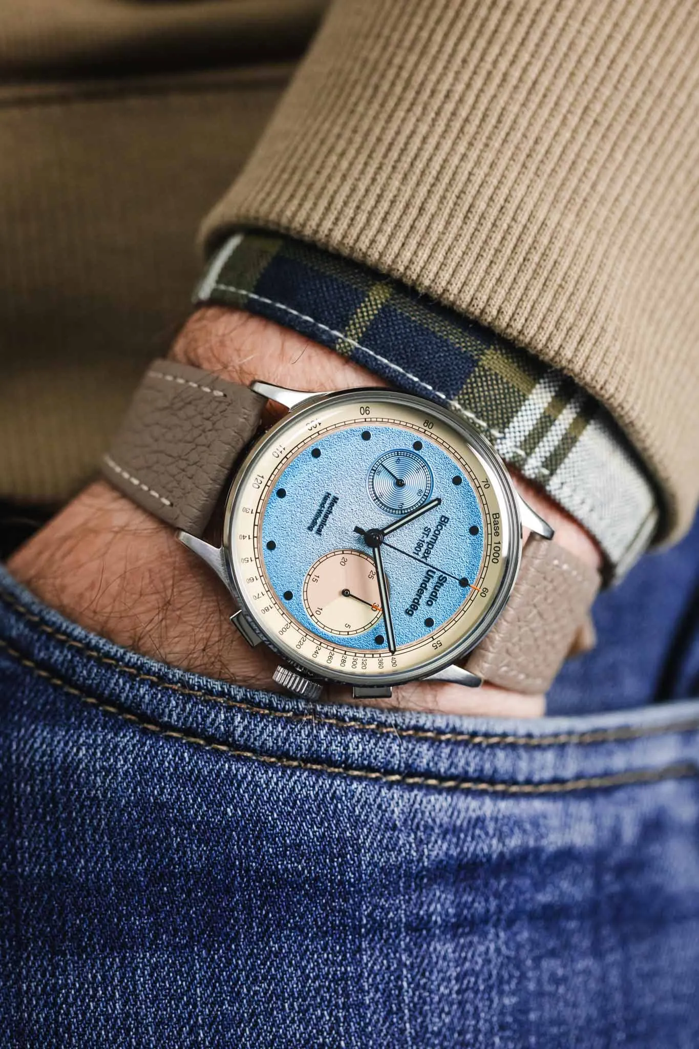 Hirsch BOLOGNA Quick-Release French-Style Textured Leather Watch Strap in TAUPE