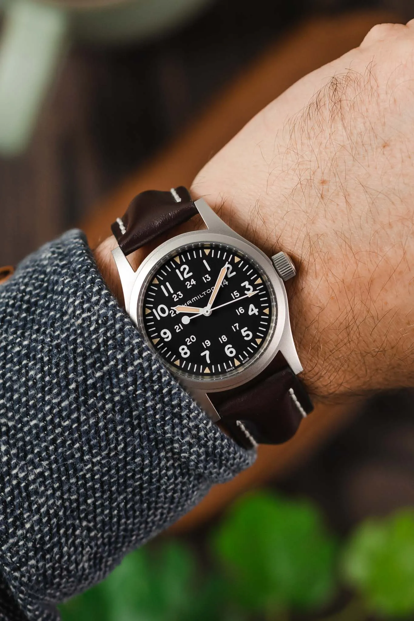 Hirsch HEAVY CALF Water-Resistant Calf Leather Watch Strap in BROWN