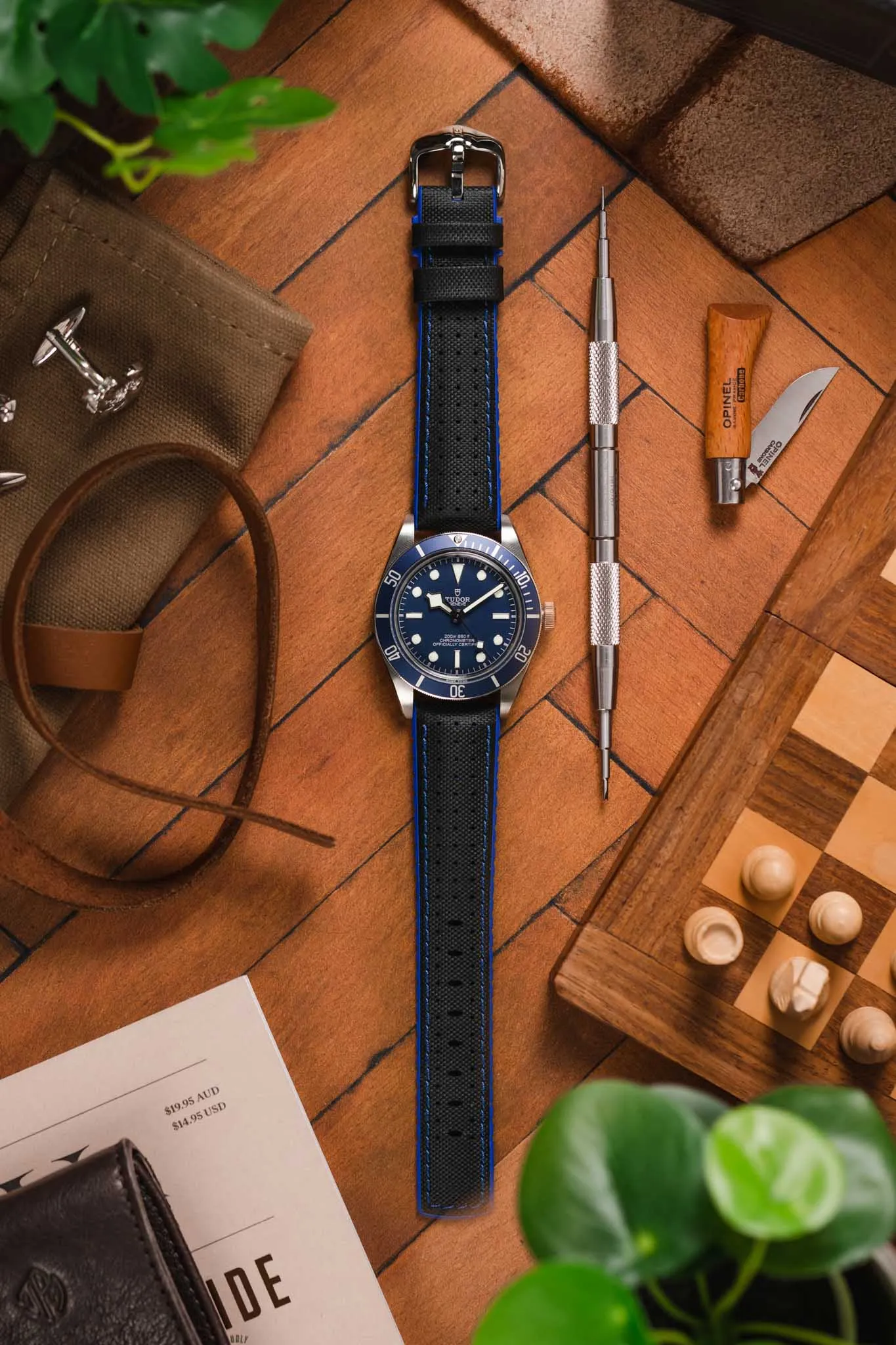 Hirsch ROBBY Sailcloth Effect Performance Watch Strap in BLACK / BLUE