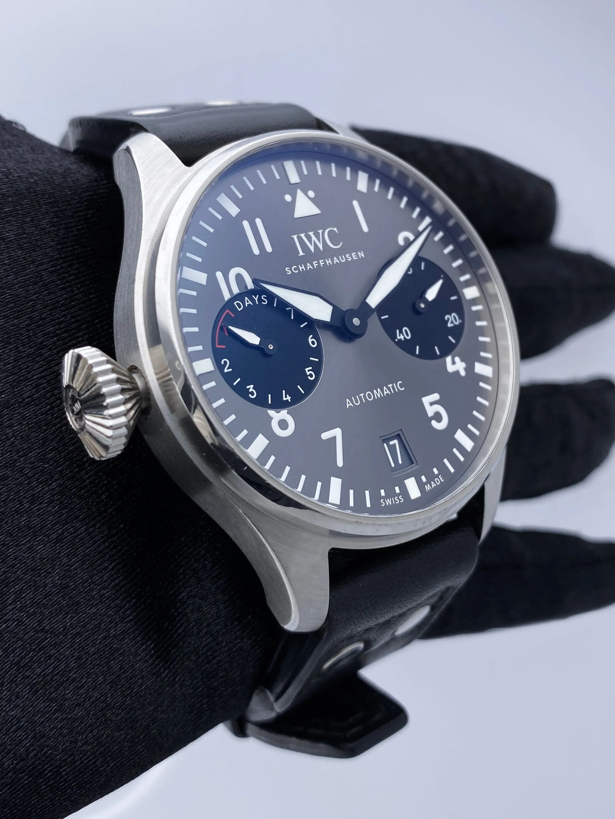 IWC Big Pilot IW501012 "Right-Hander" Edition Mens Watch
