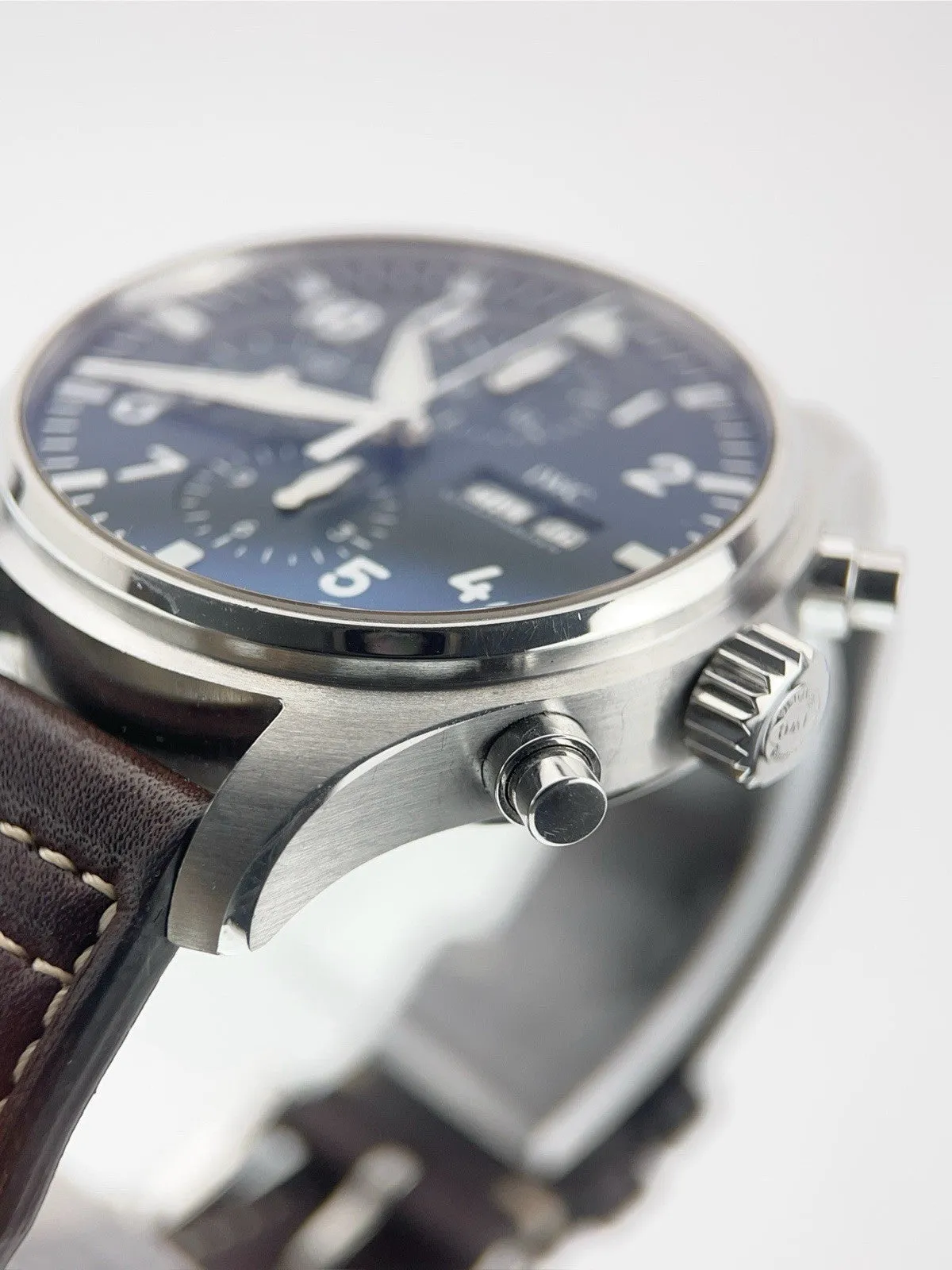 IWC Pilot Stainless Steel Blue Dial 43mm Automatic Movement Men’s Watch IW377714