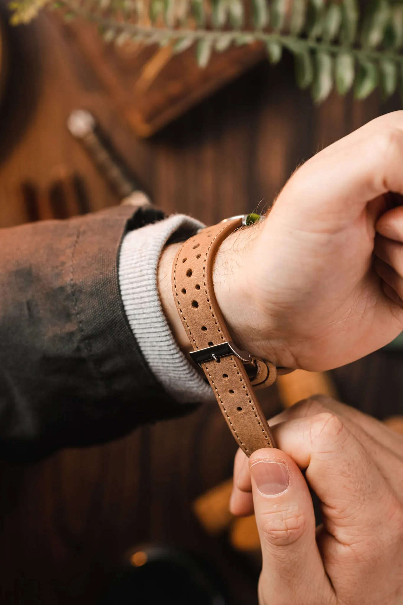 JPM Italian Vintage Leather Racing Watch Strap in PEANUT