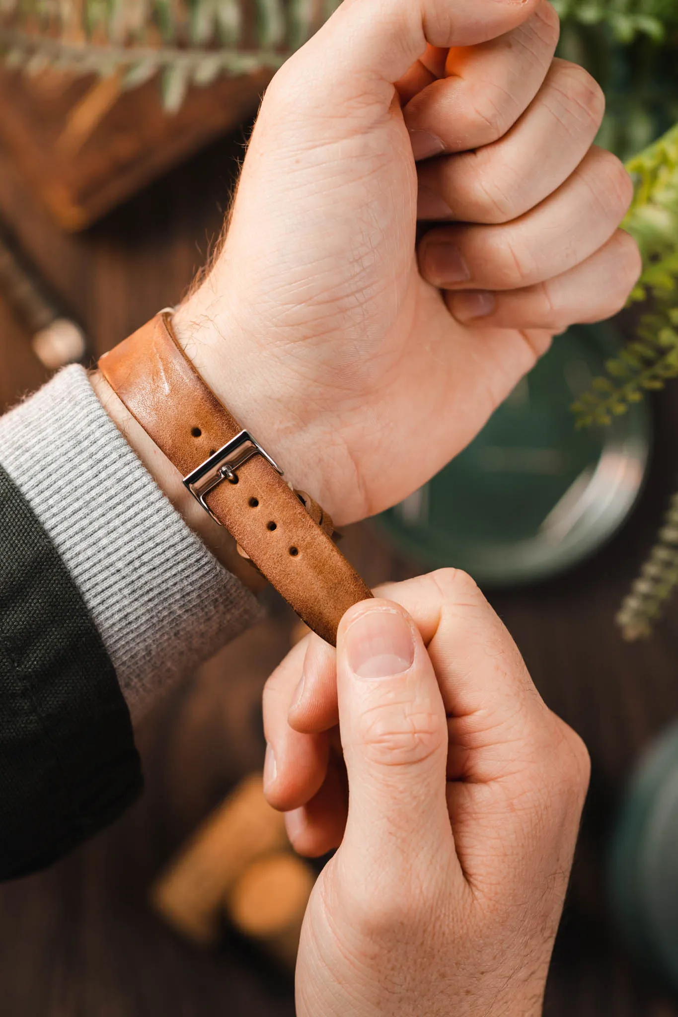 JPM Italian Vintage Leather Watch Strap in MID BROWN