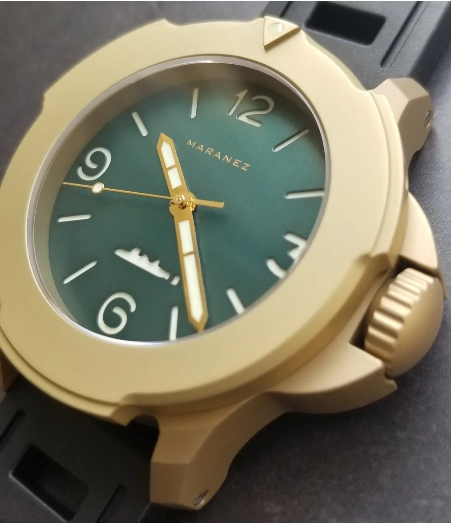 Maranez Bangla 47 brass brushed green numbers