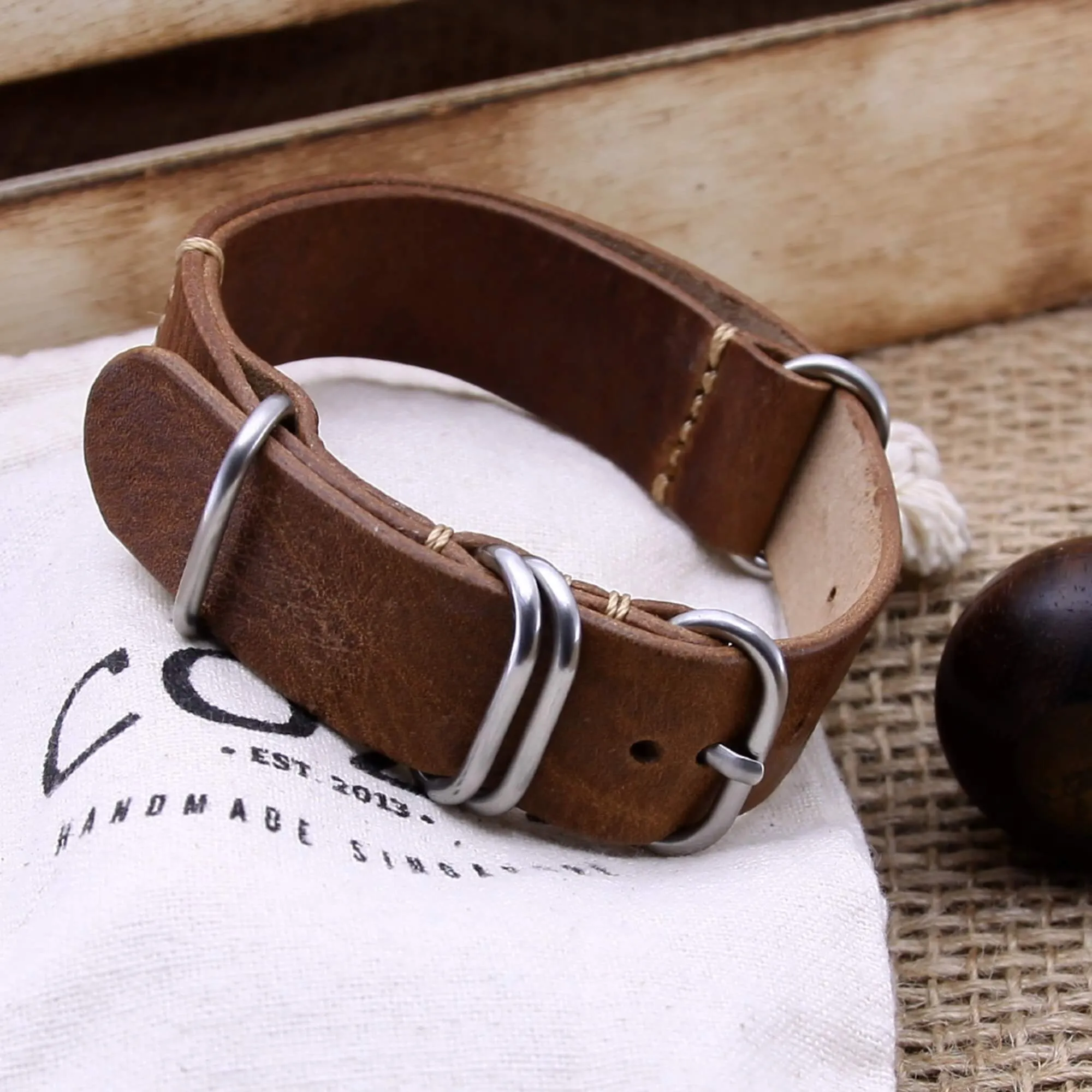NAT2 Leather Watch Strap, 5-Ring Vintage 402
