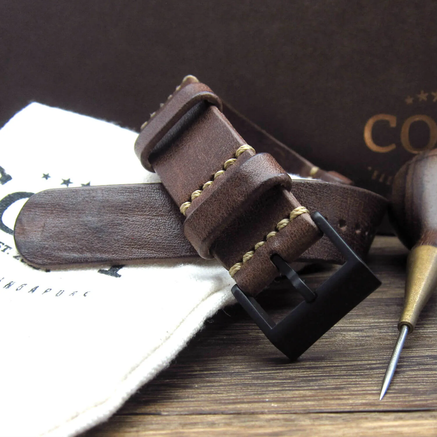 NAT2 Leather Watch Strap, Vintage 405