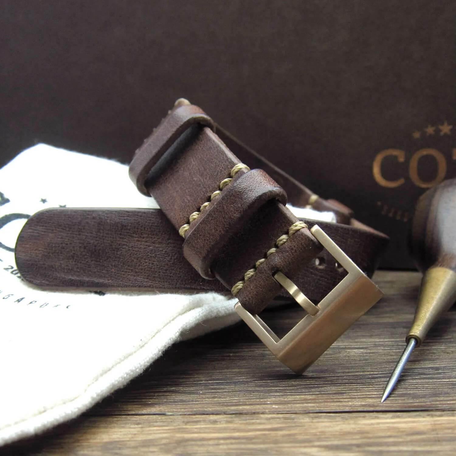 NAT2 Leather Watch Strap, Vintage 405