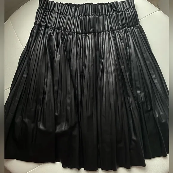 NWT Zara Faux Leather Skirt