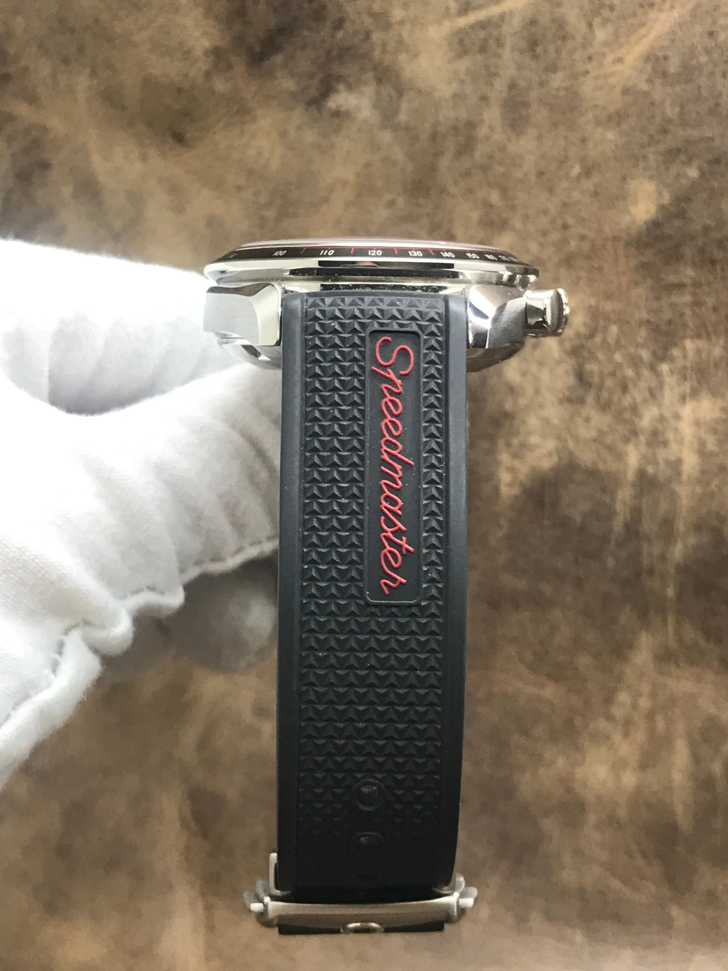 Omega Speedmaster Racing 326.32.40.50.11.001 Red & Black Dial Automatic Men's Watch