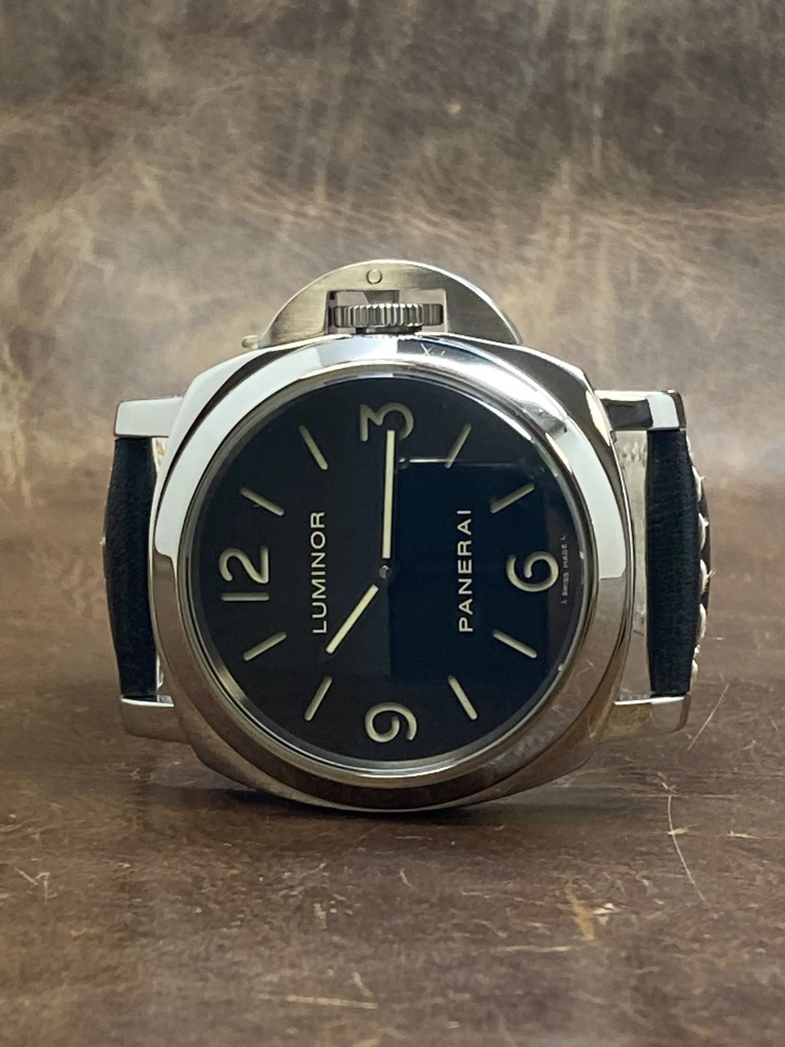 Panerai Luminor Base PAM00112 Black Dial Manual winding Men's Watch