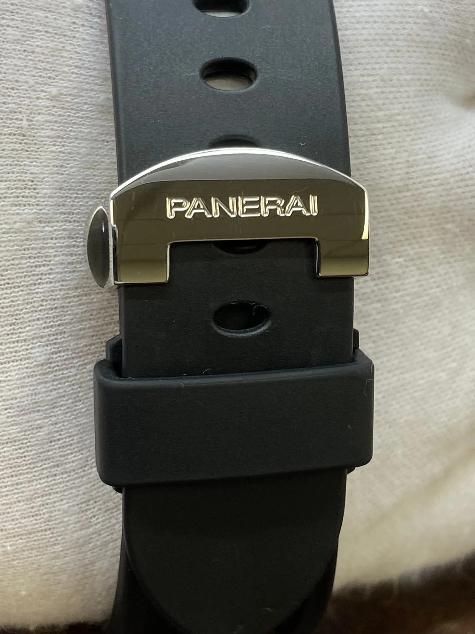 Panerai Luminor GMT 44mm PAM00088 Black Dial Automatic Men's Watch
