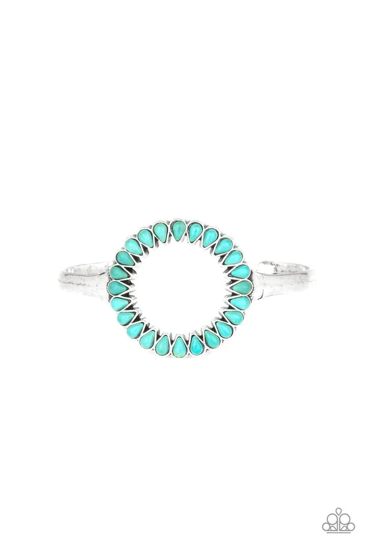 Paparazzi - Divinely Dessert - Blue Bracelet