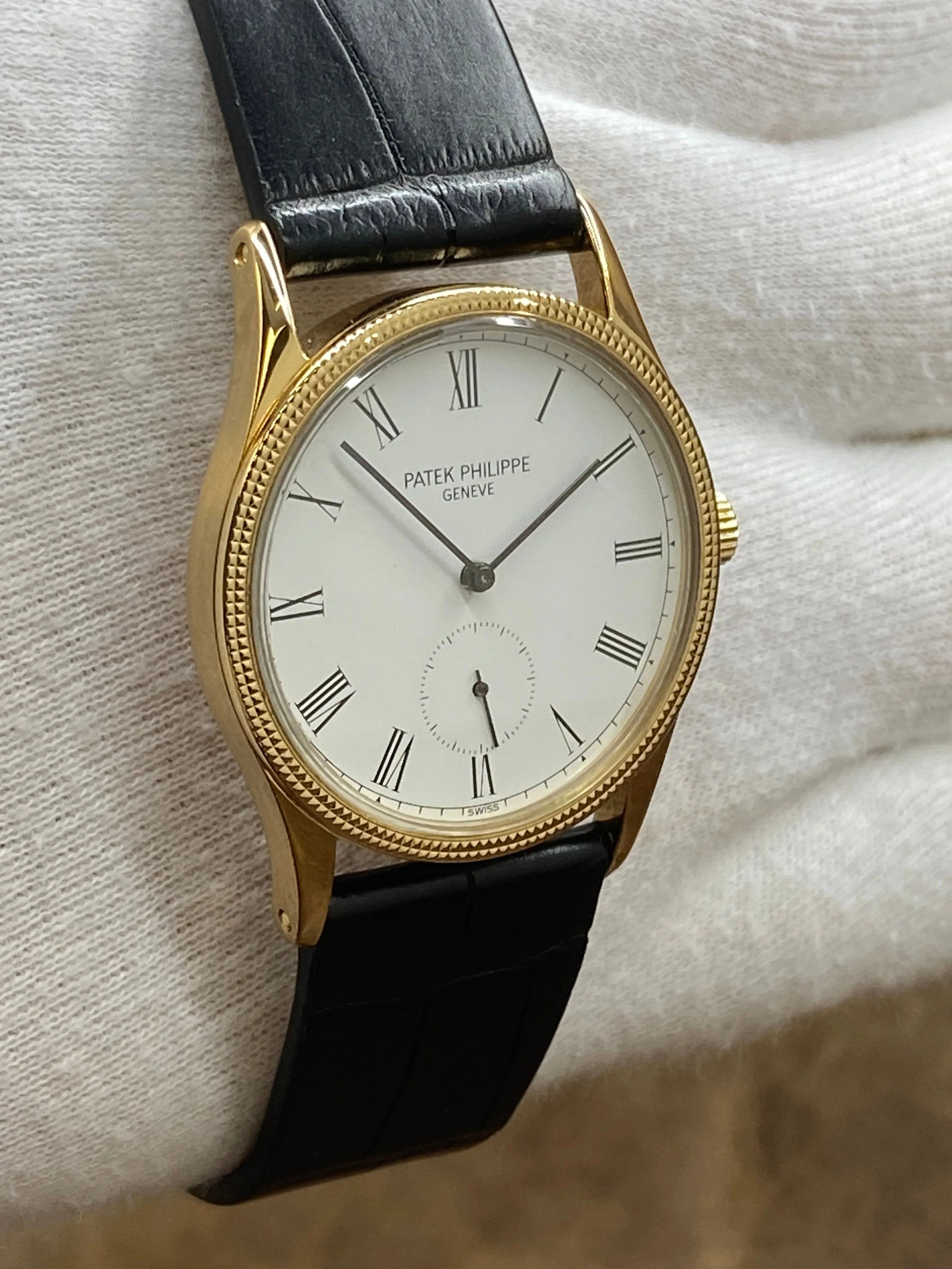 Patek Philippe Calatrava 18K Yellow Gold 3796D White Roman Dial Manual winding Watch