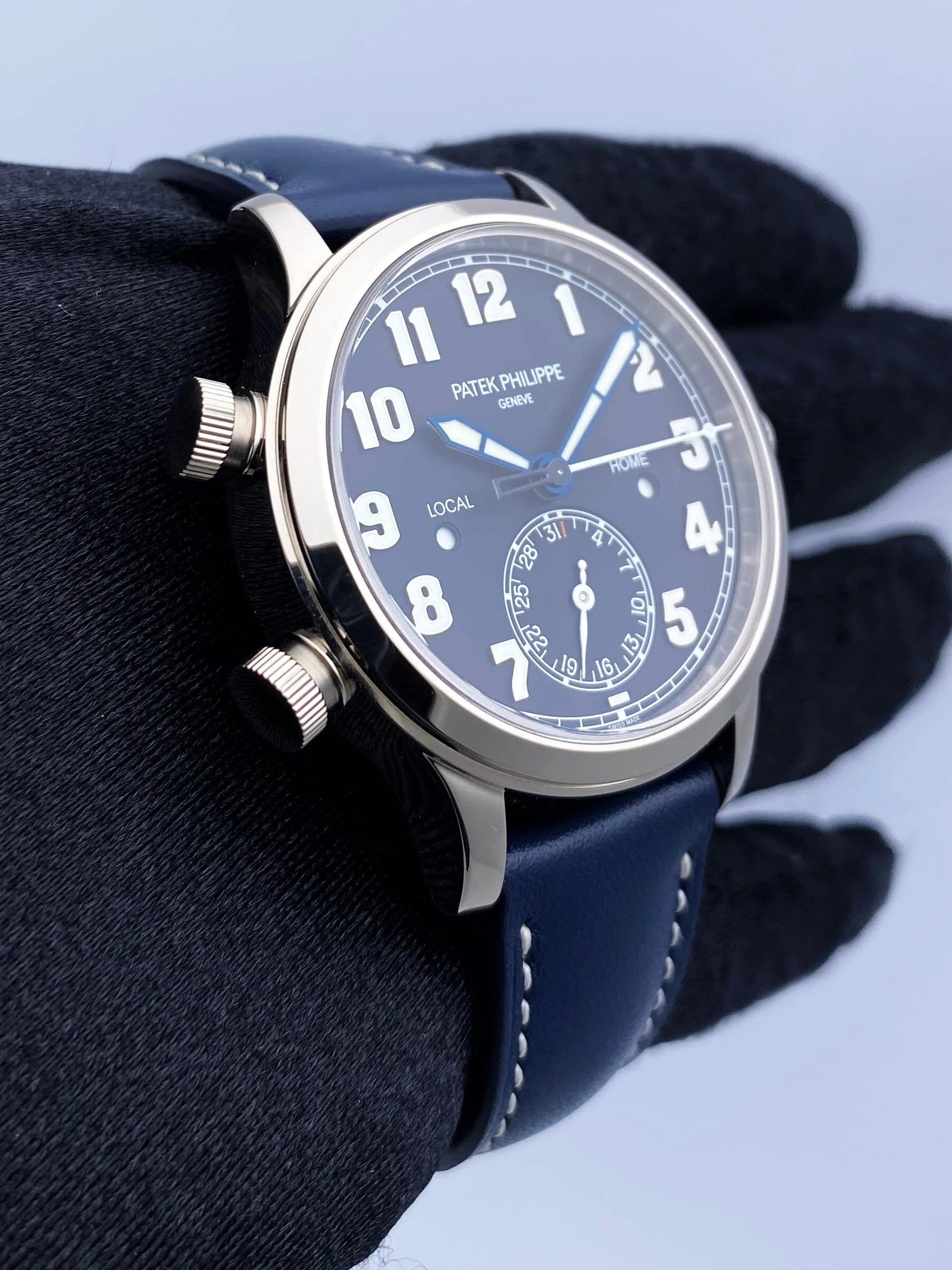 Patek Philippe Calatrava Pilot Travel Time 7234G Watch Box Papers
