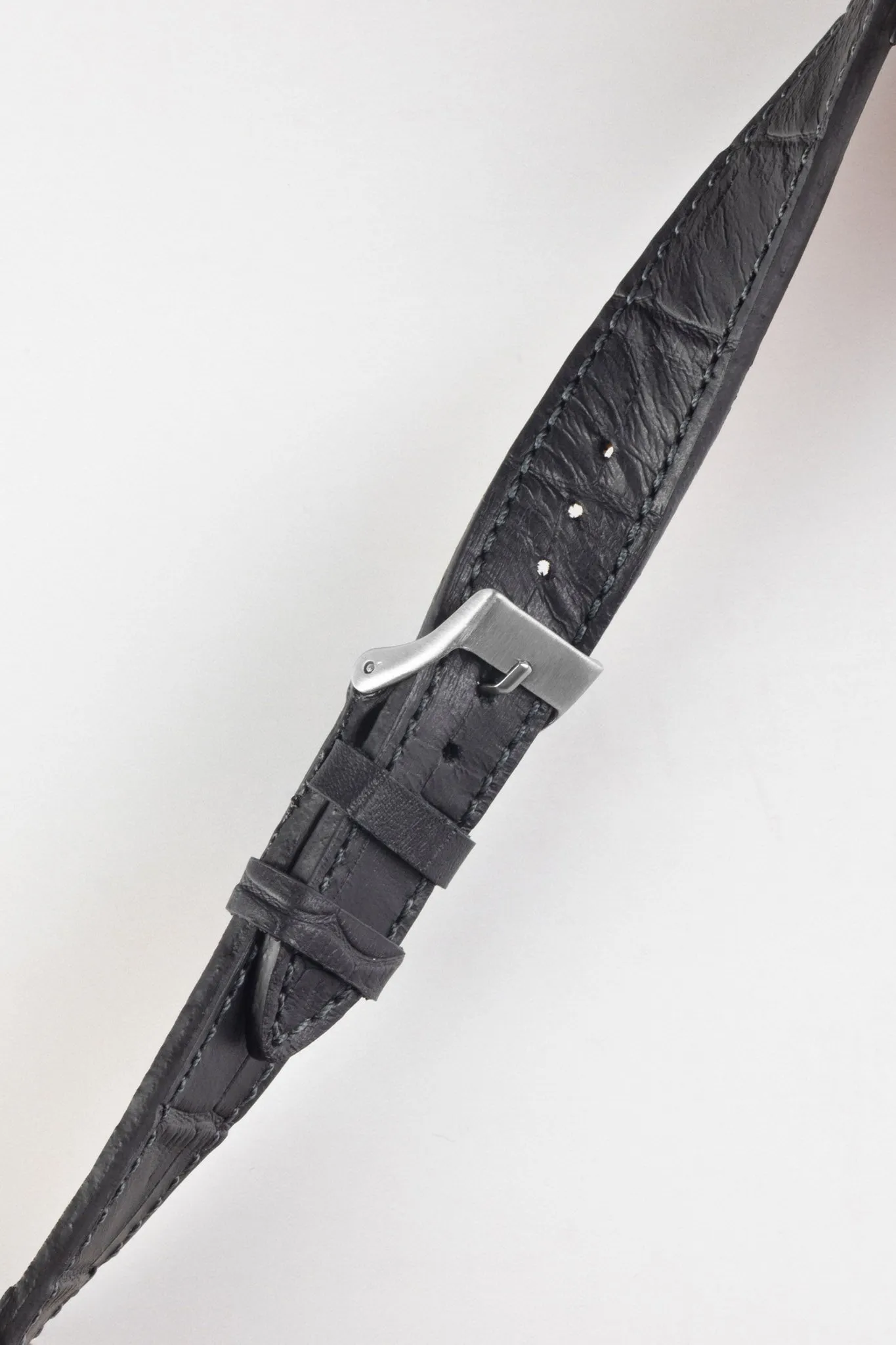 Pebro NILE Crocodile-Embossed Calfskin Leather Watch Strap in BLACK