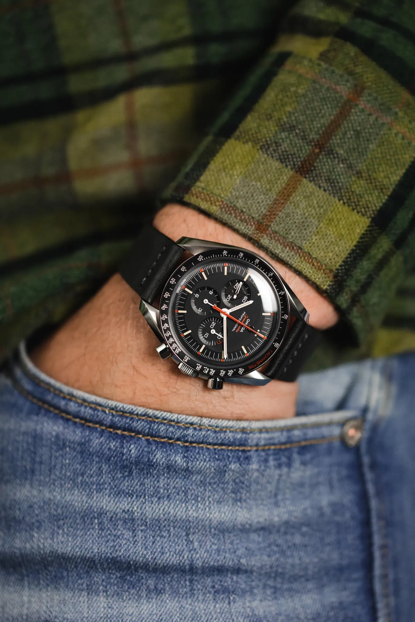 Pebro OILED ARTISAN Leather Watch Strap in BLACK