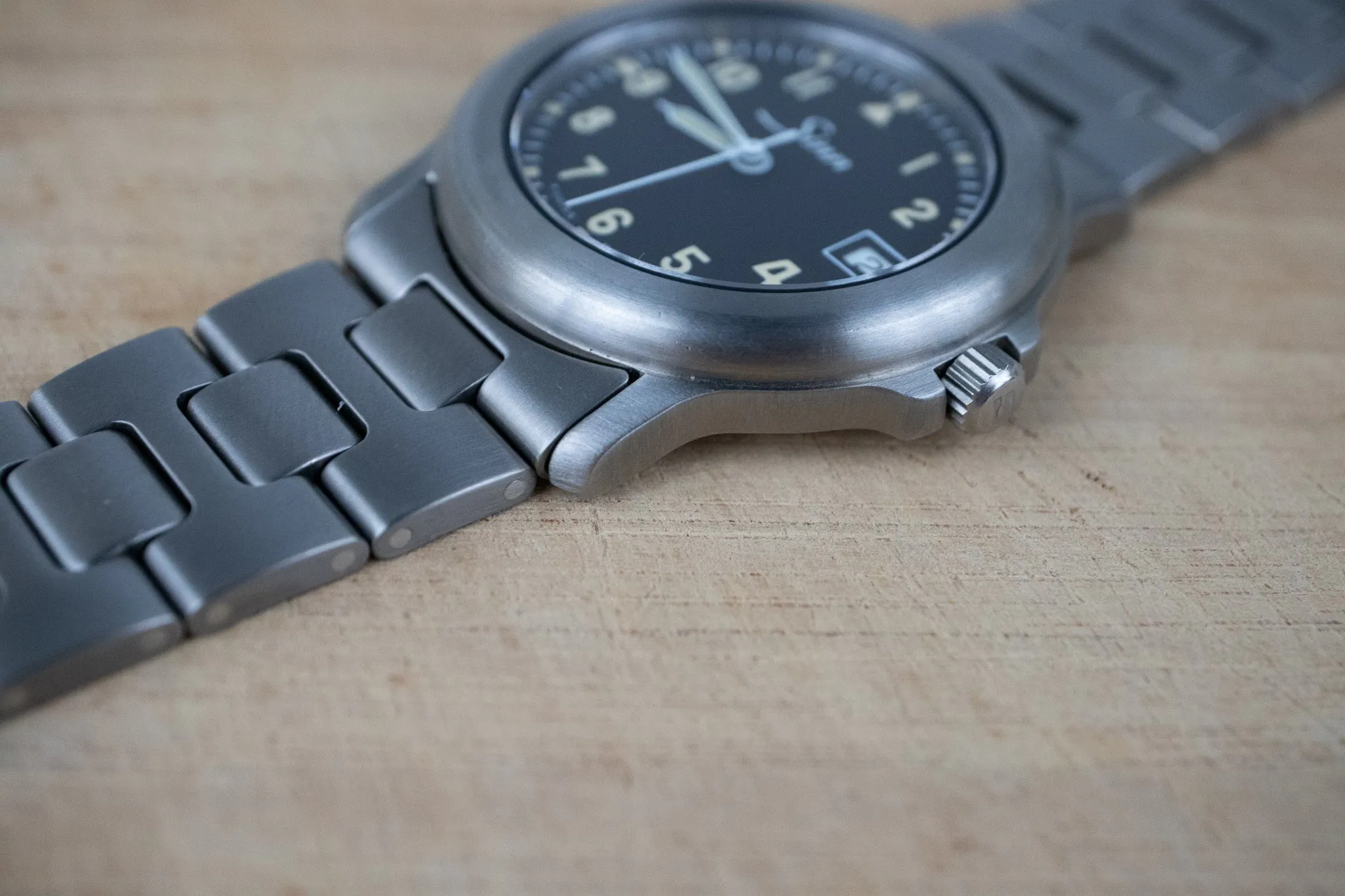 Pre-Owned: Sinn 8826 Titanium