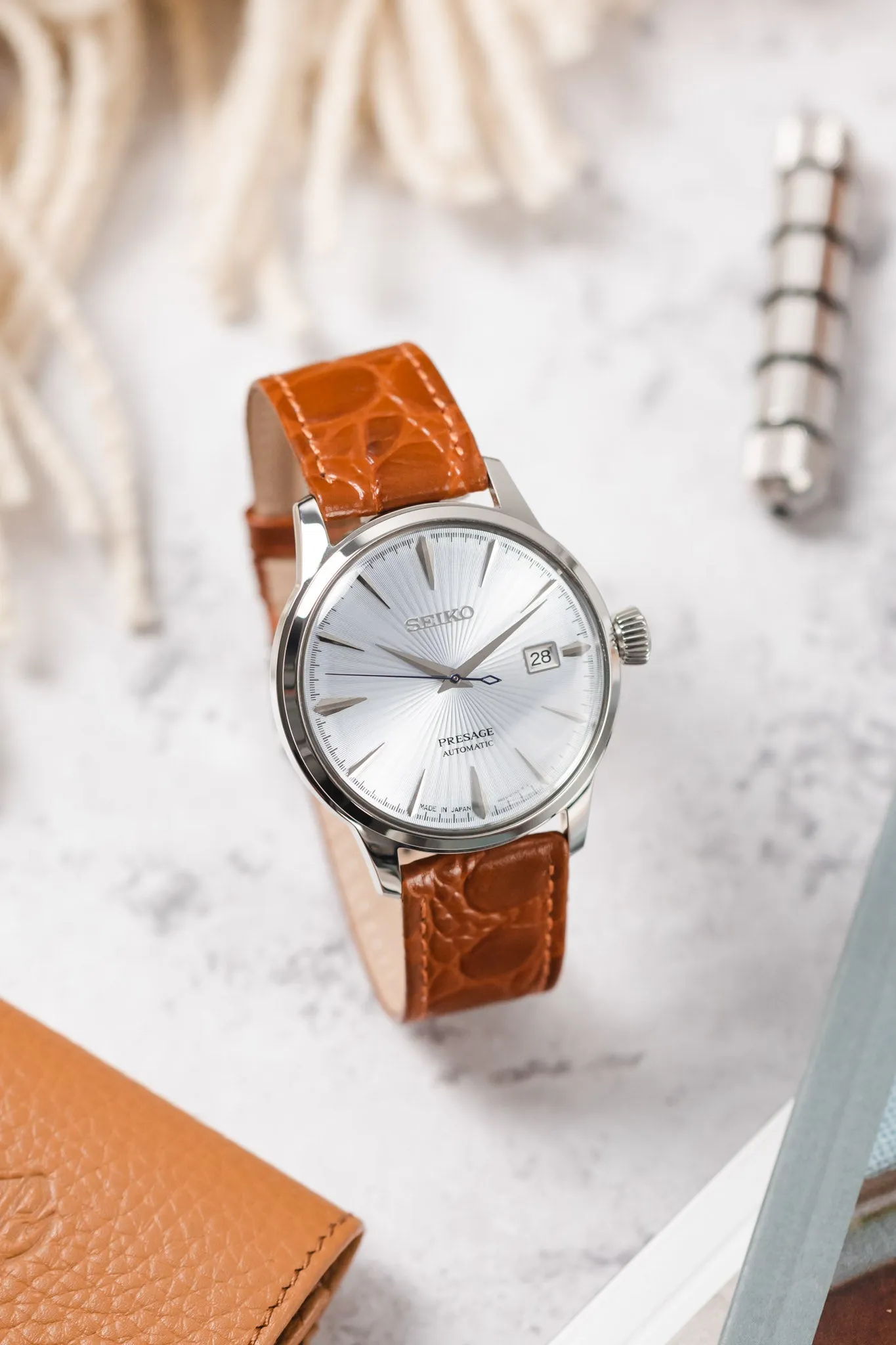 RIOS1931 BRAZIL Crocodile-Embossed Leather Watch Strap in COGNAC