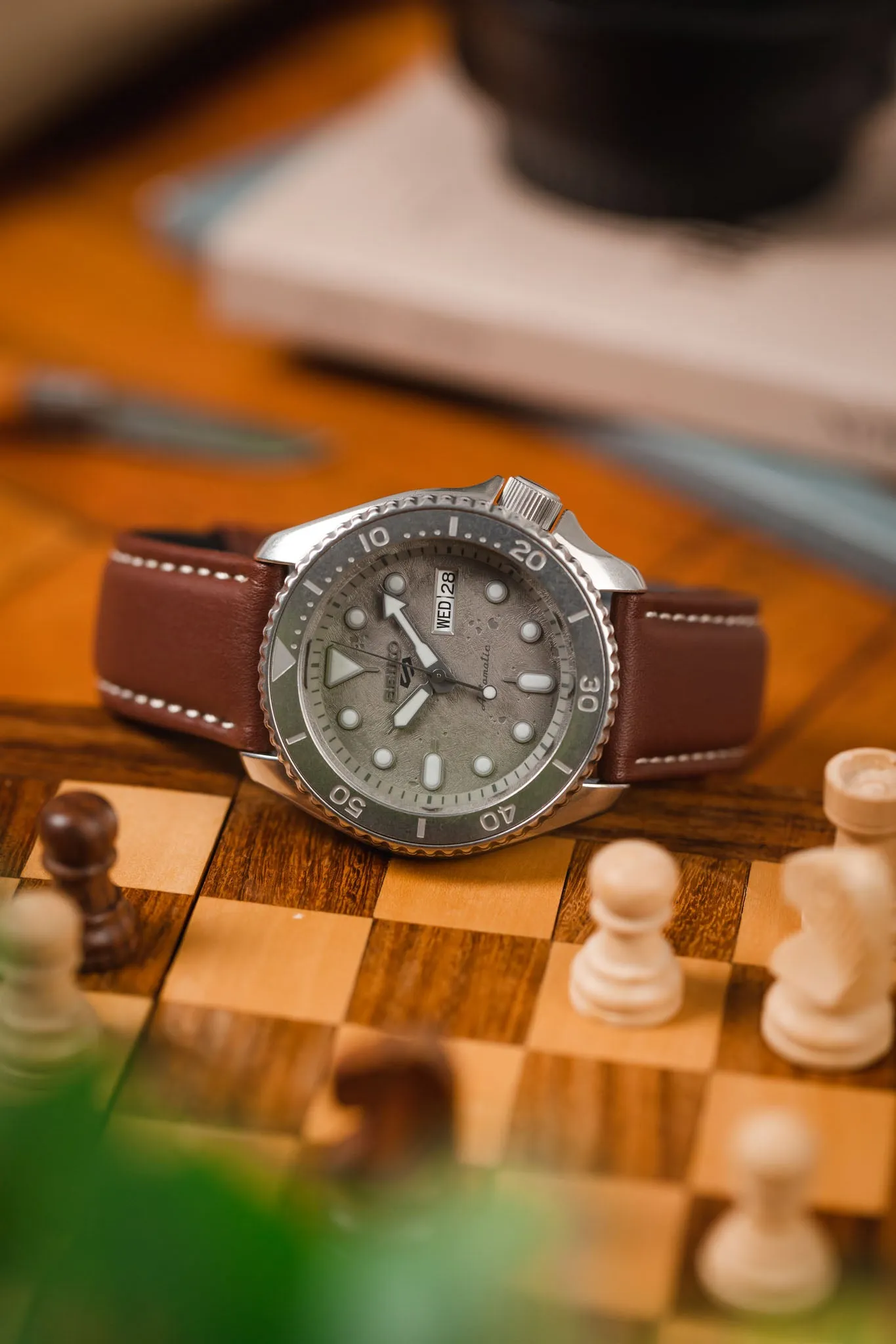 RIOS1931 DEEP SEA Hydrophobic Leather Watch Strap in MAHOGANY