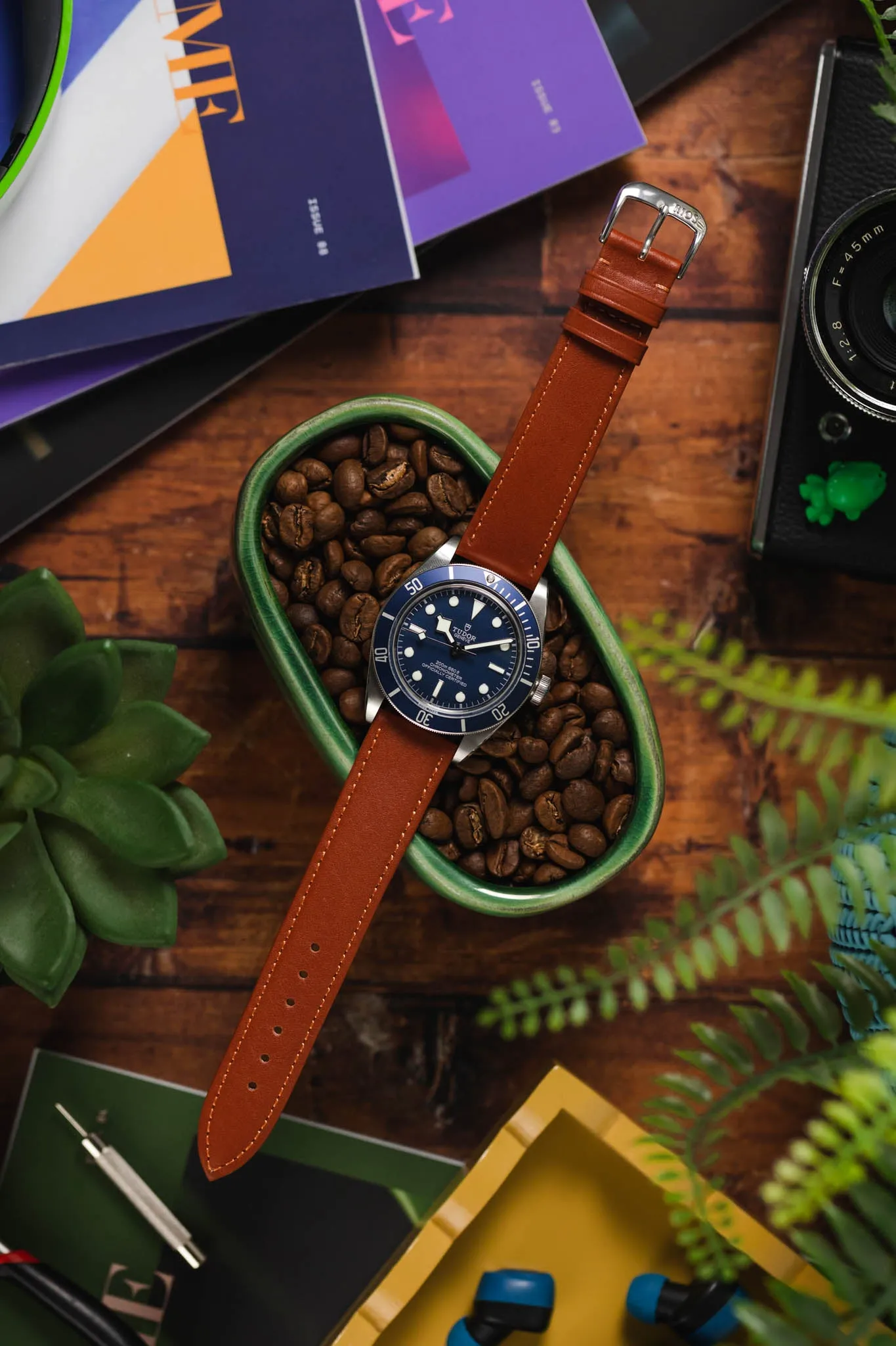 RIOS1931 TOSCANA Square-Padded Calfskin Leather Watch Strap in COGNAC