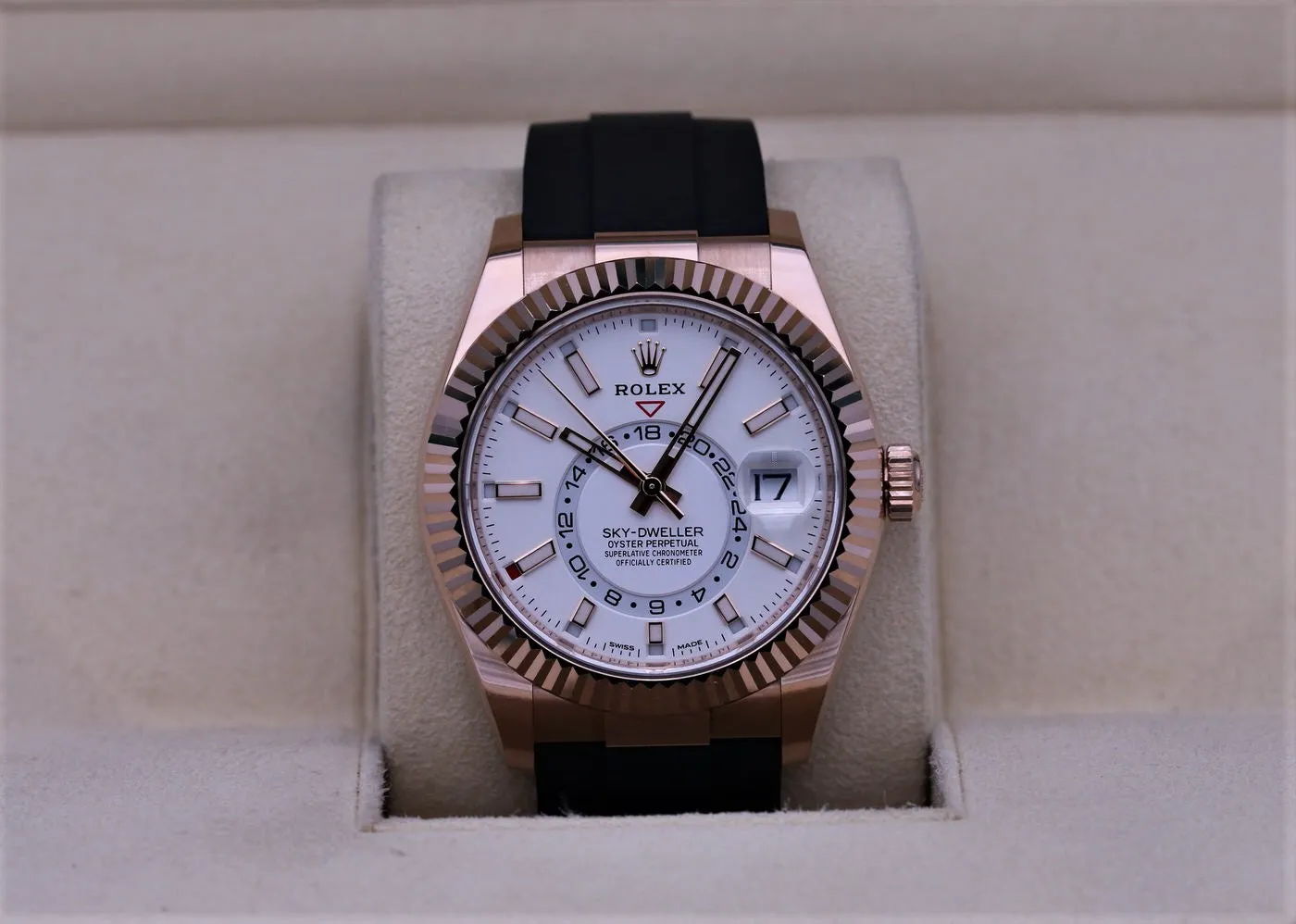 Rolex 326235 Sky-Dweller Rose Gold White Dial Oysterflex 2021 NEW