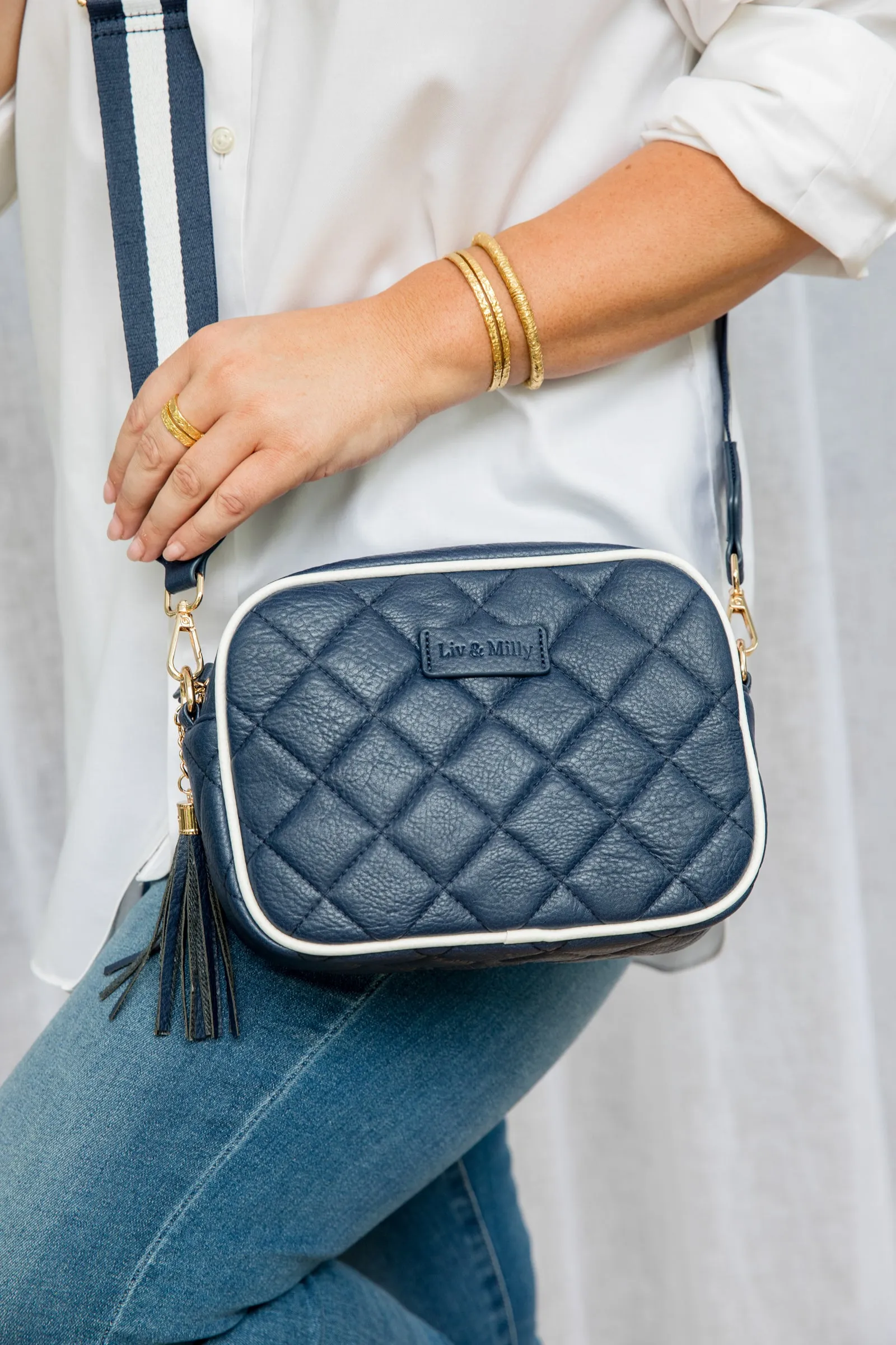 Sally Quilted- Navy/White