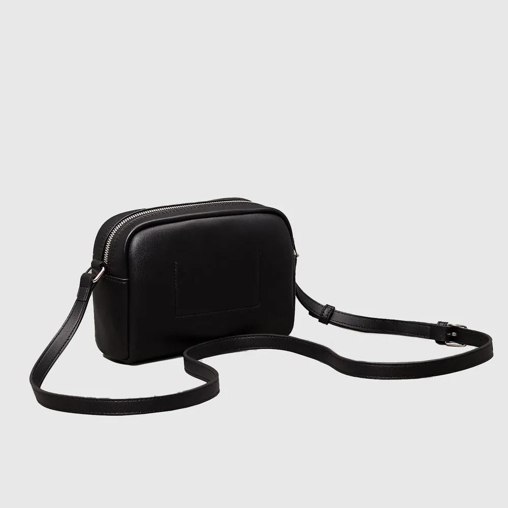 Sculpted Camera Bag- Black