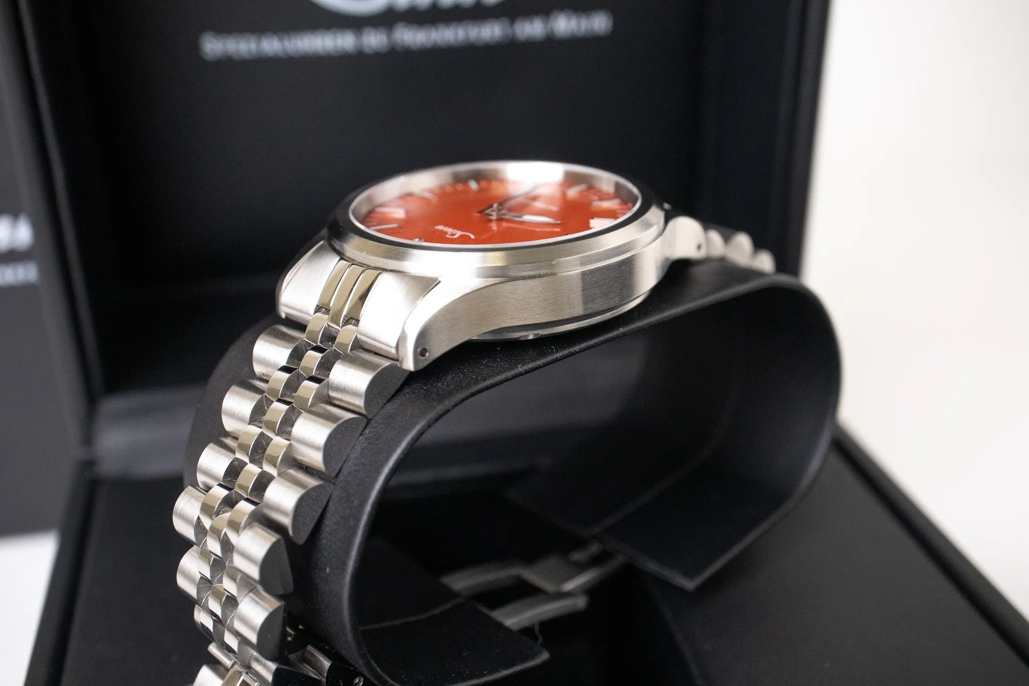 Sinn 556 Karneolrot 556.0116