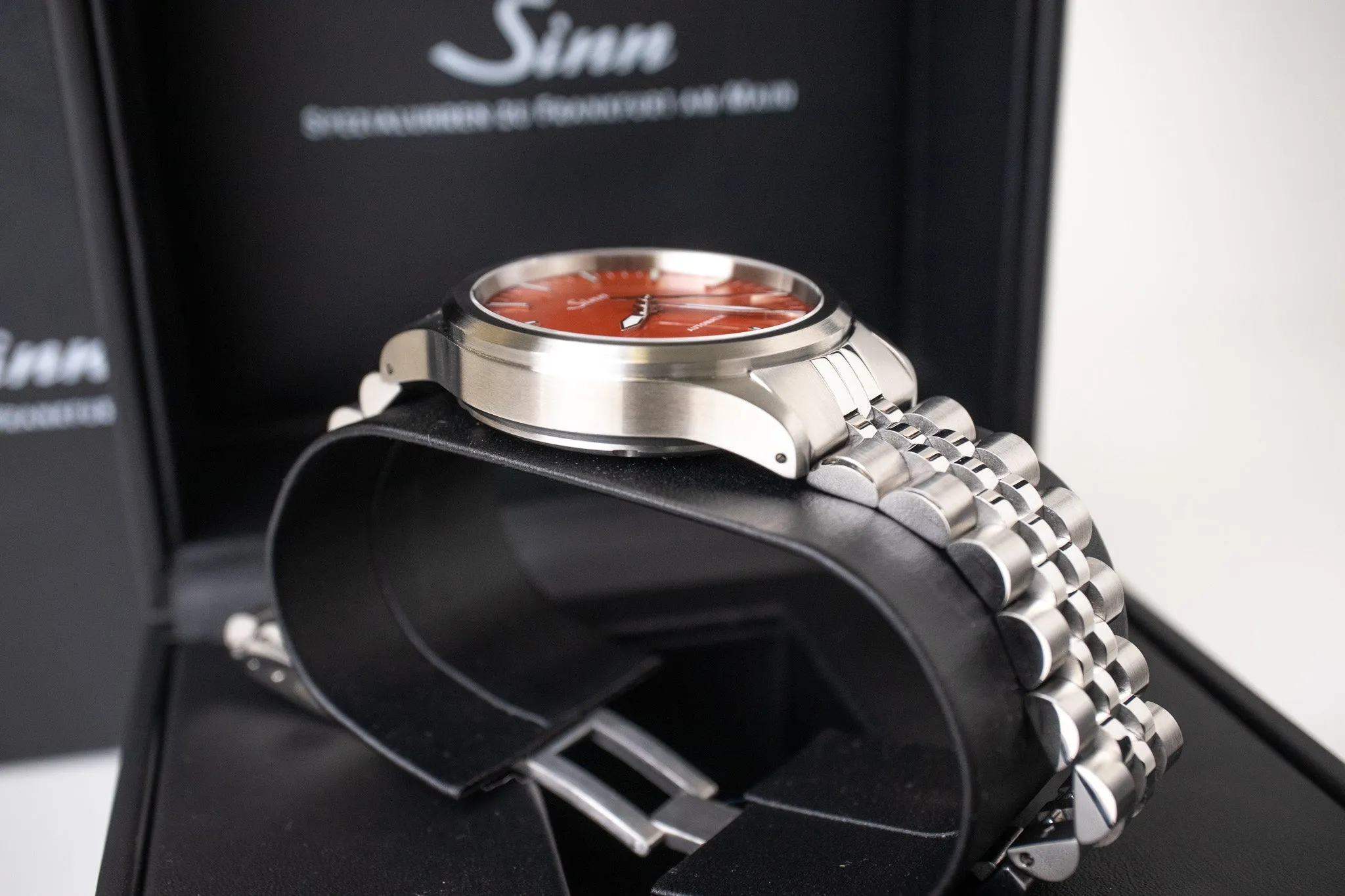 Sinn 556 Karneolrot 556.0116