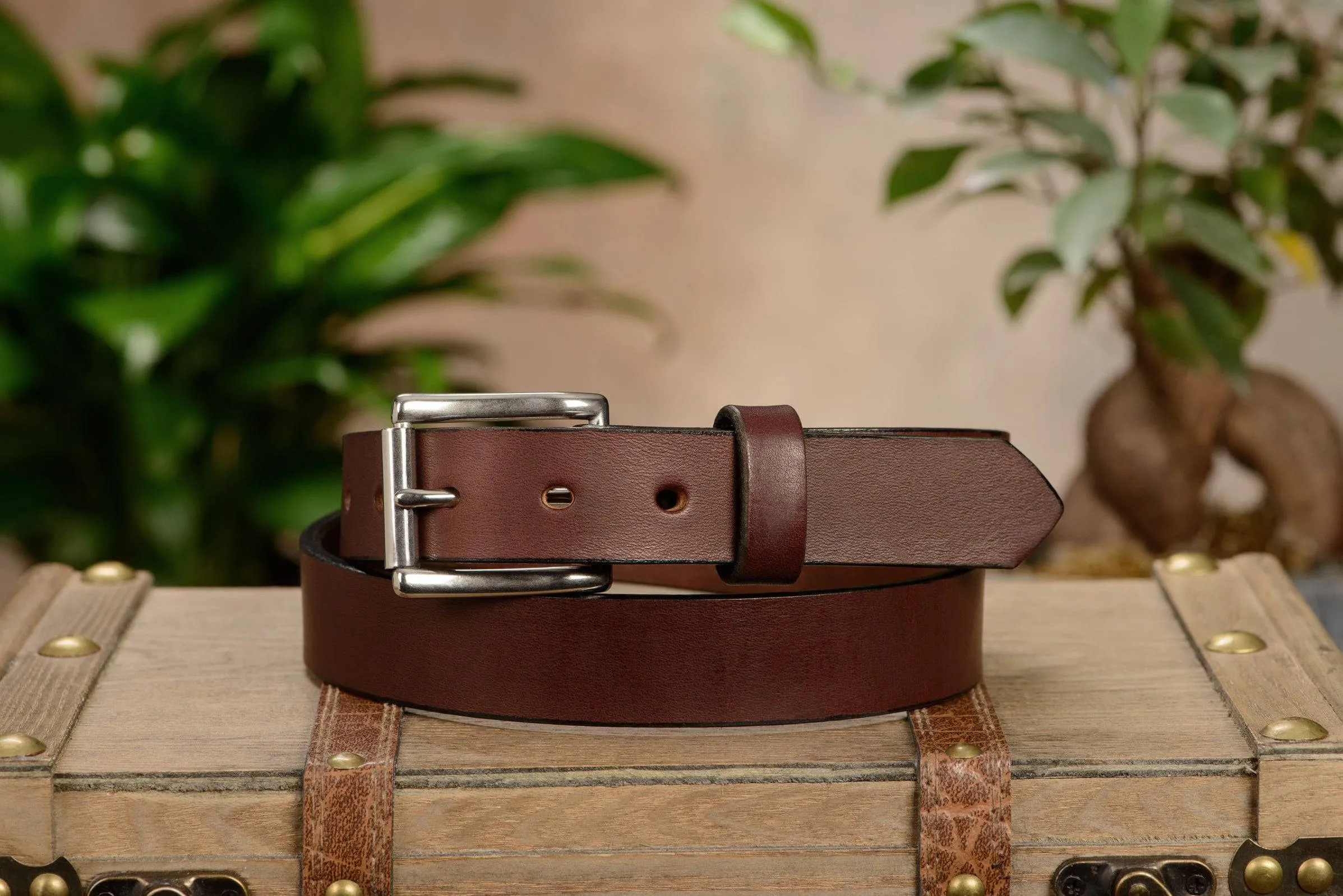 The Commander: Men's Brown Non Stitched Leather Belt 1.25"